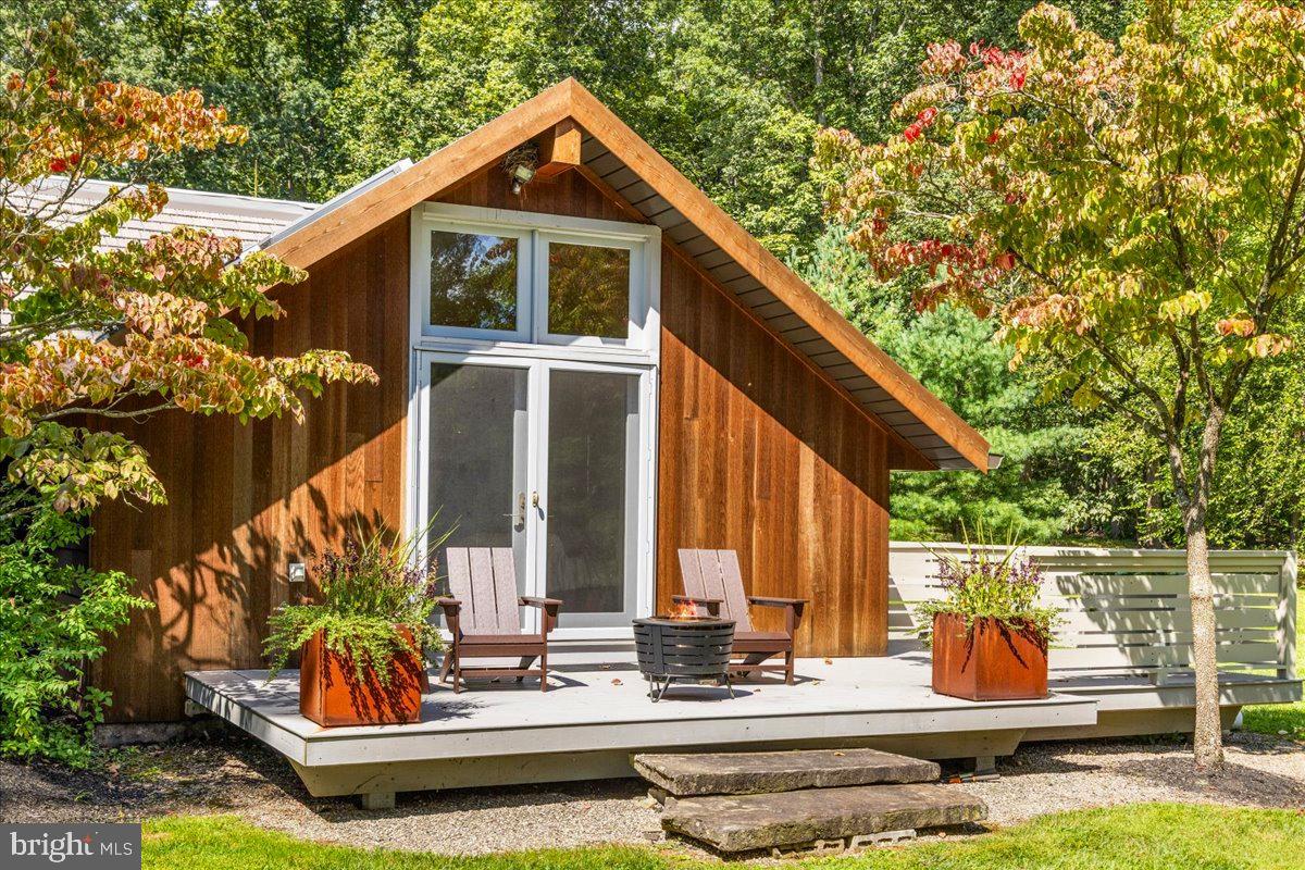 1711 SWEETBRIAR ROAD