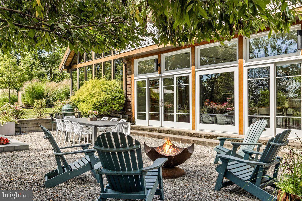 1711 SWEETBRIAR ROAD