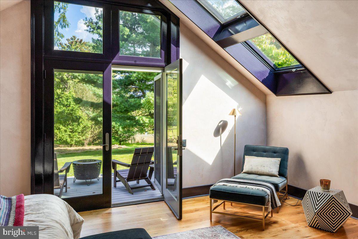 1711 SWEETBRIAR ROAD