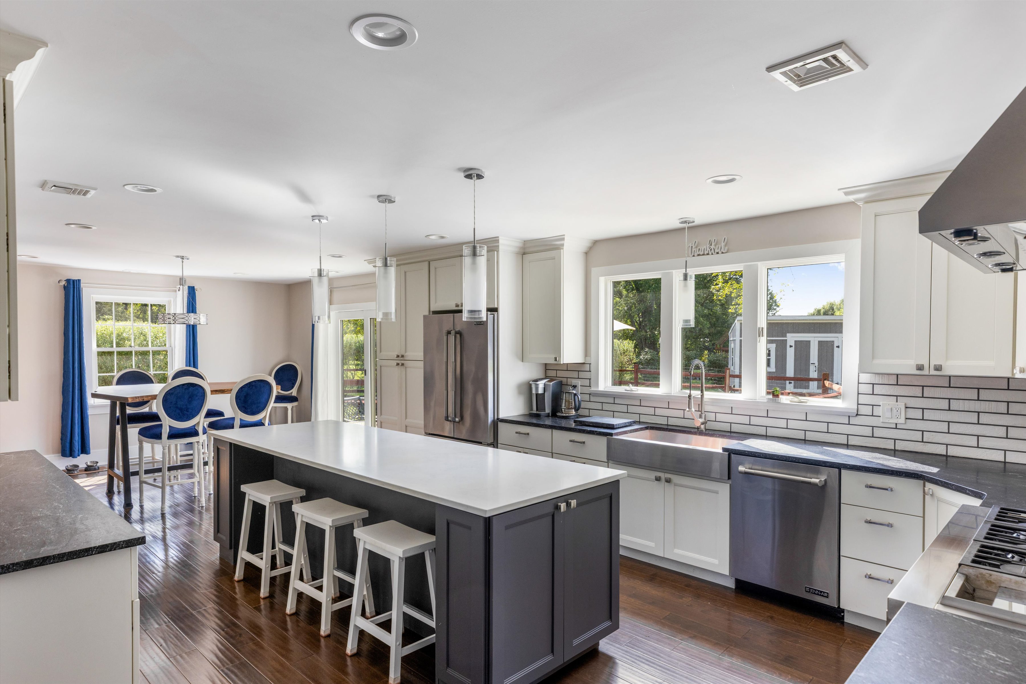 4981 New Road 