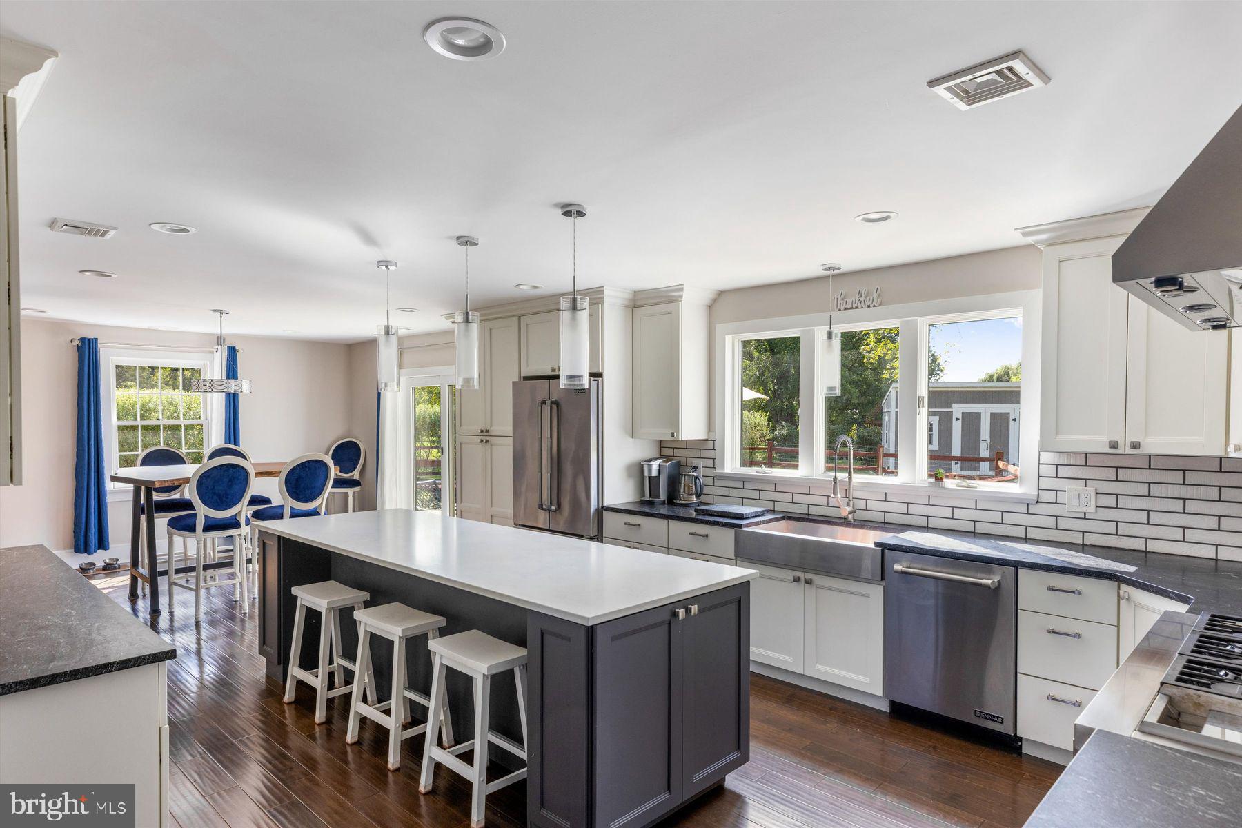 4981 NEW ROAD