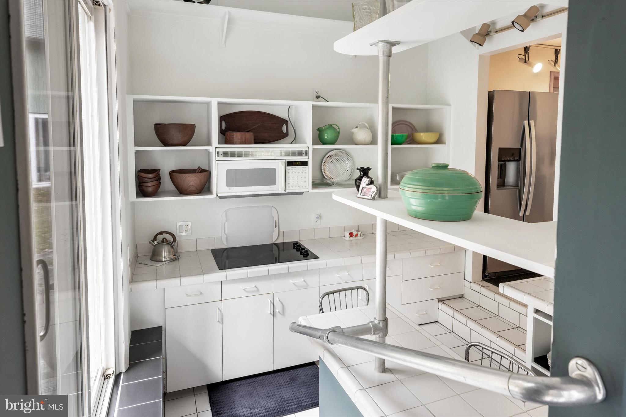 7640 TOHICKON HILL ROAD