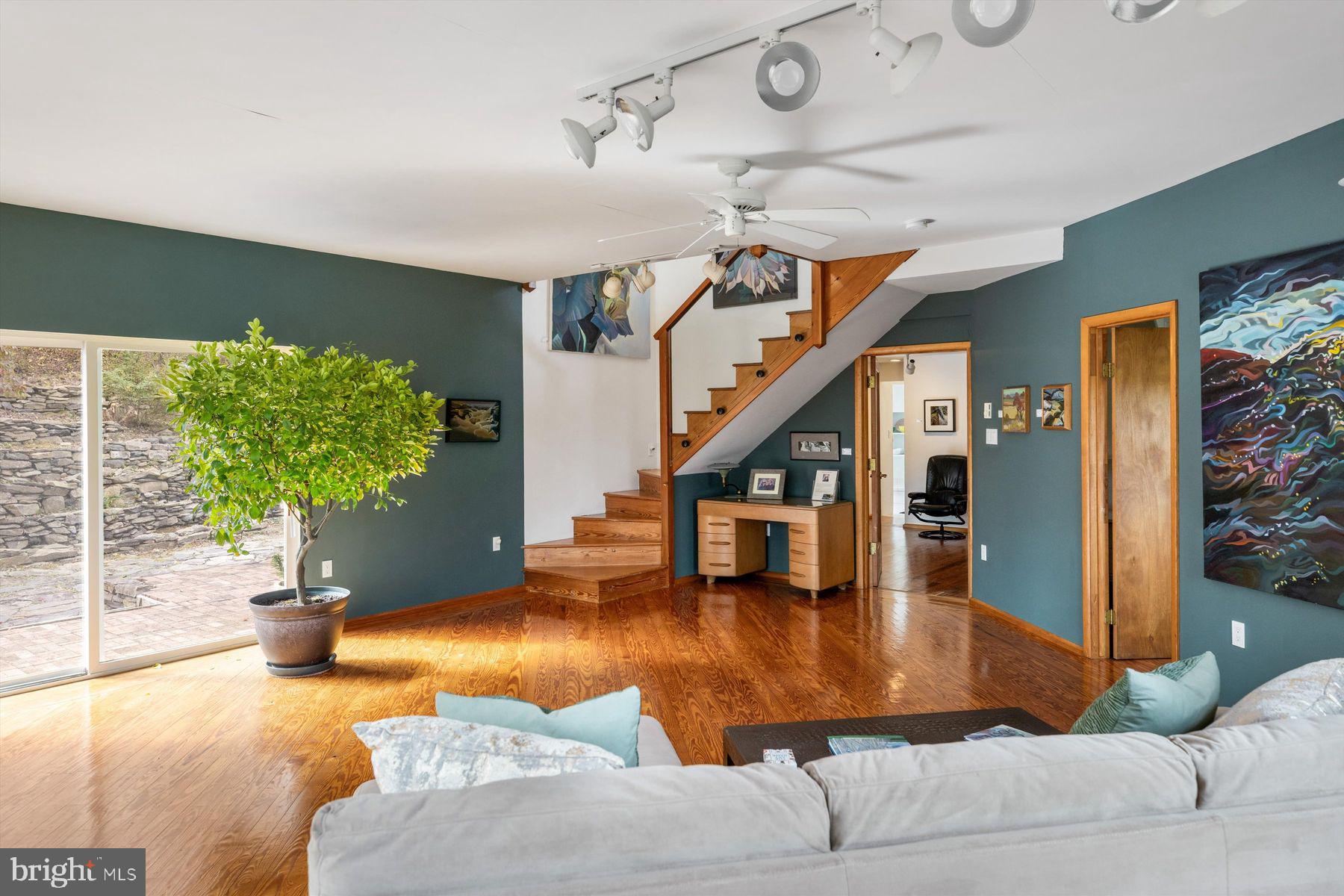 7656 TOHICKON HILL ROAD