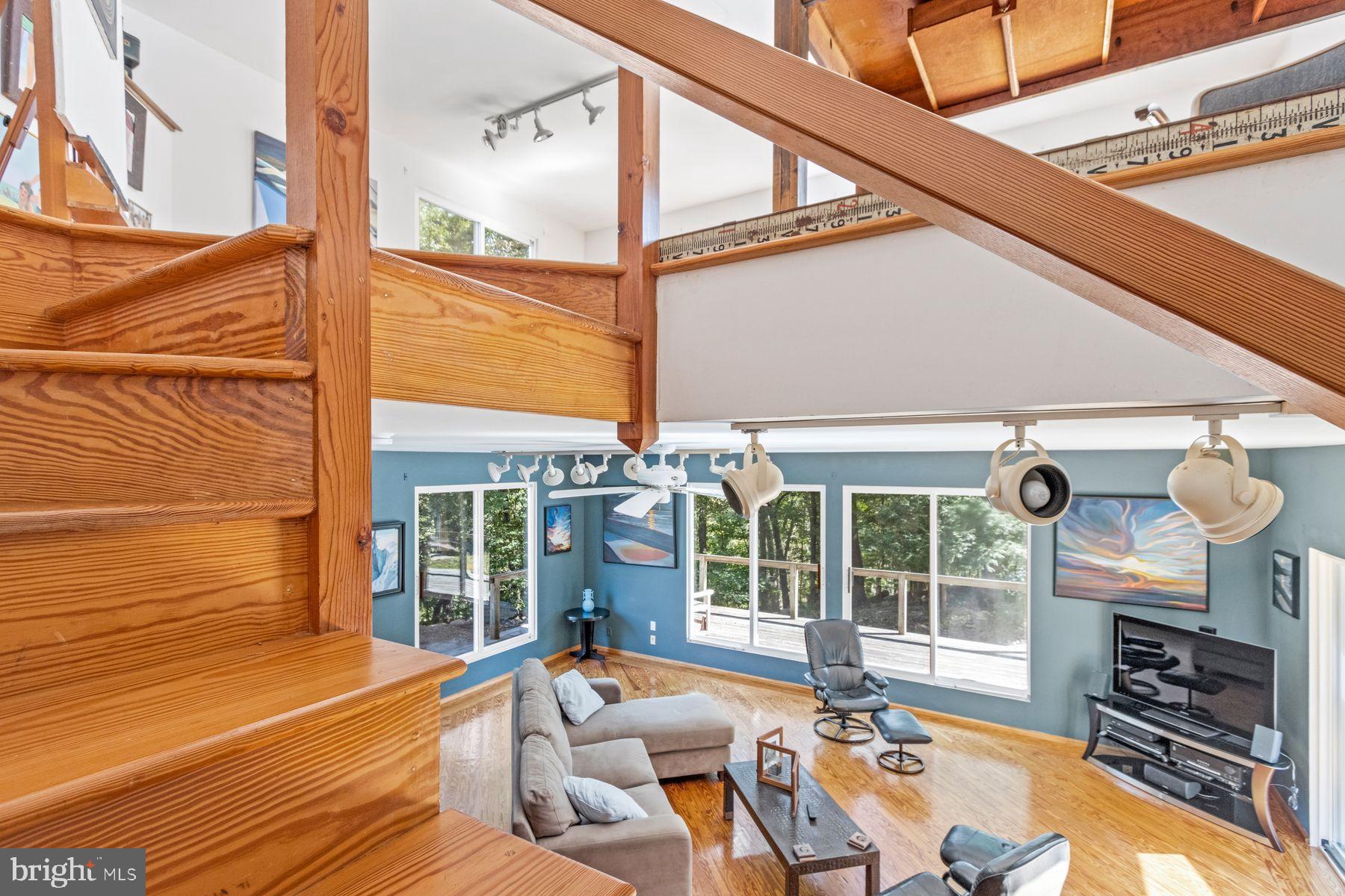 7656 TOHICKON HILL ROAD