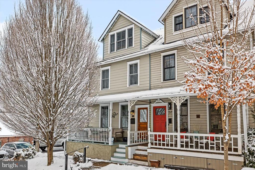 55 BUTTONWOOD STREET