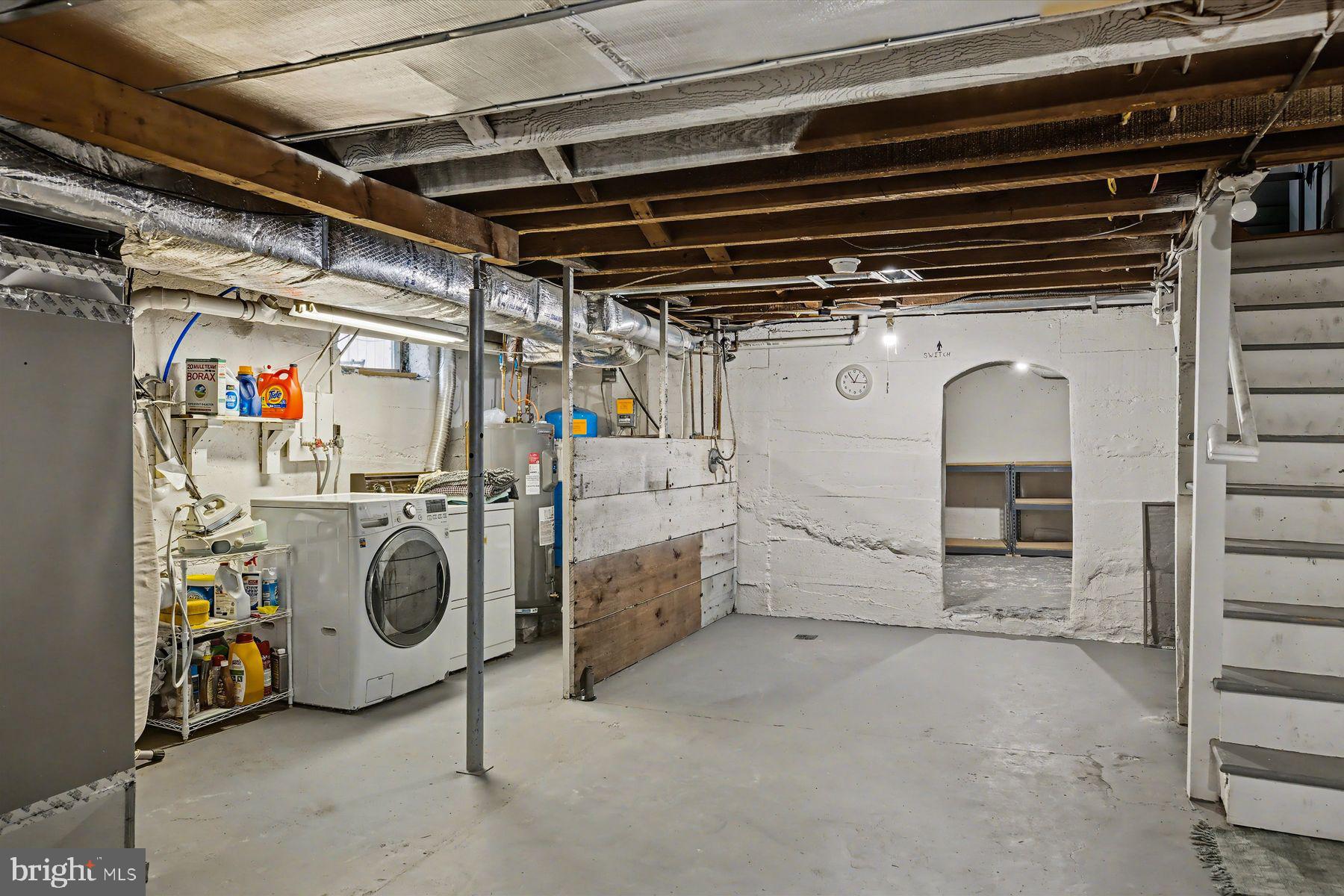 55 BUTTONWOOD STREET