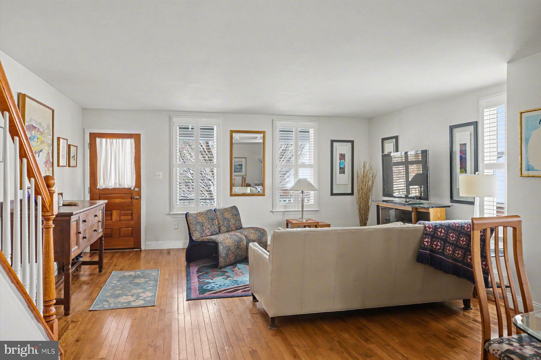 55 BUTTONWOOD STREET