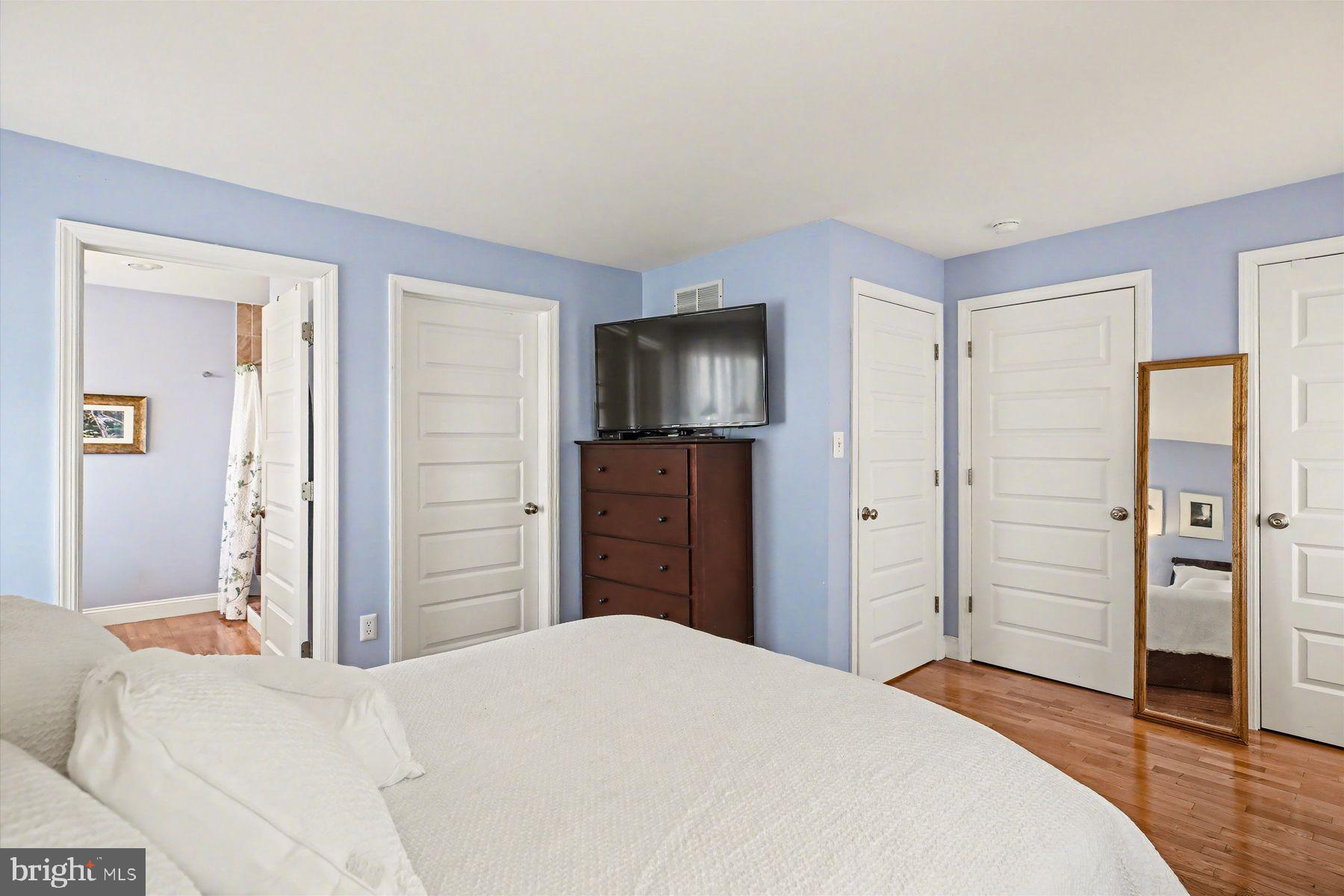 55 BUTTONWOOD STREET