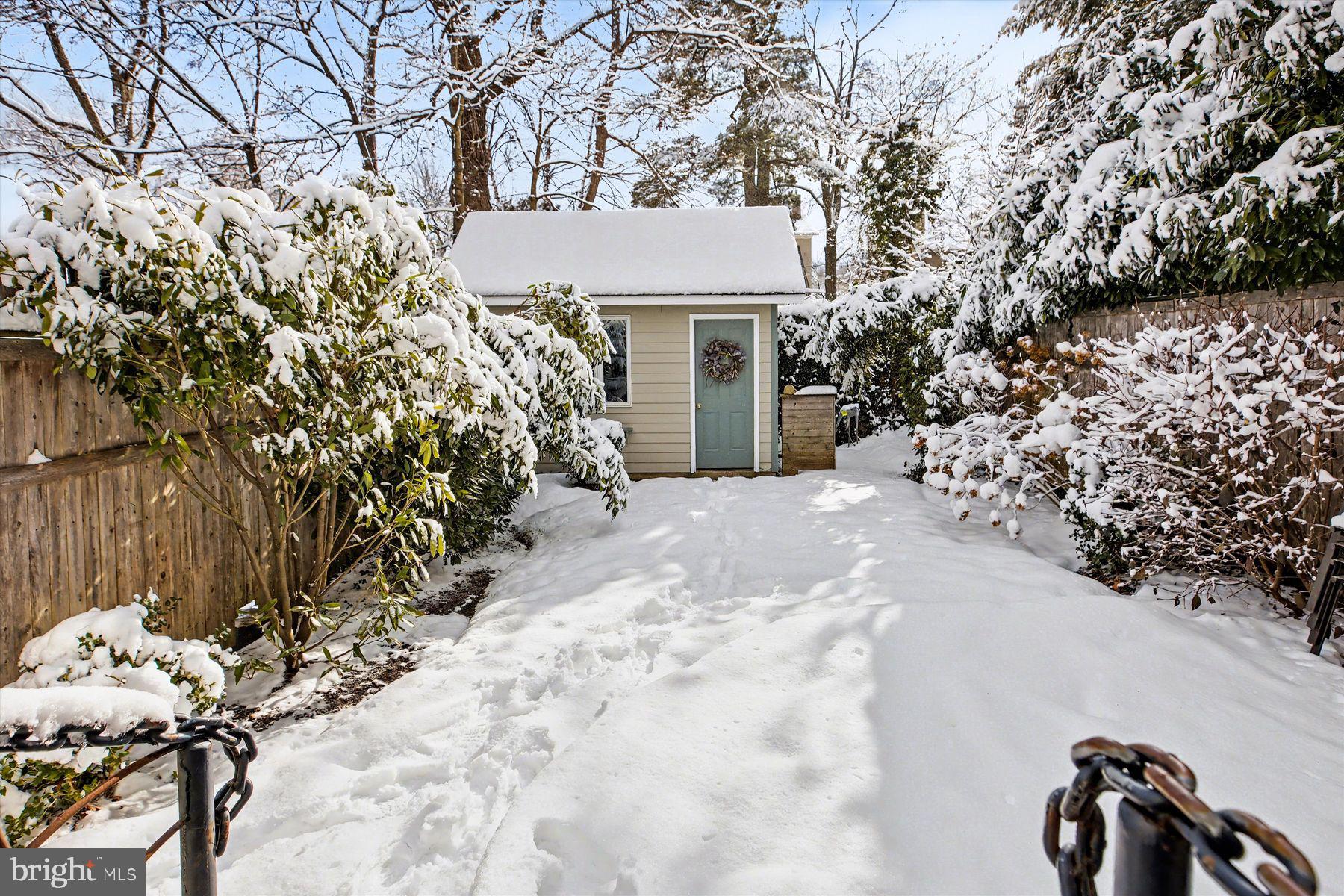 55 BUTTONWOOD STREET