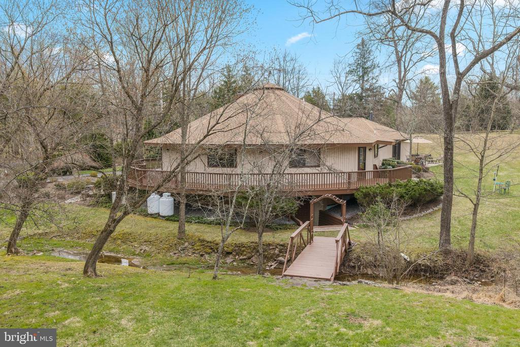 2119 S SUGAN ROAD