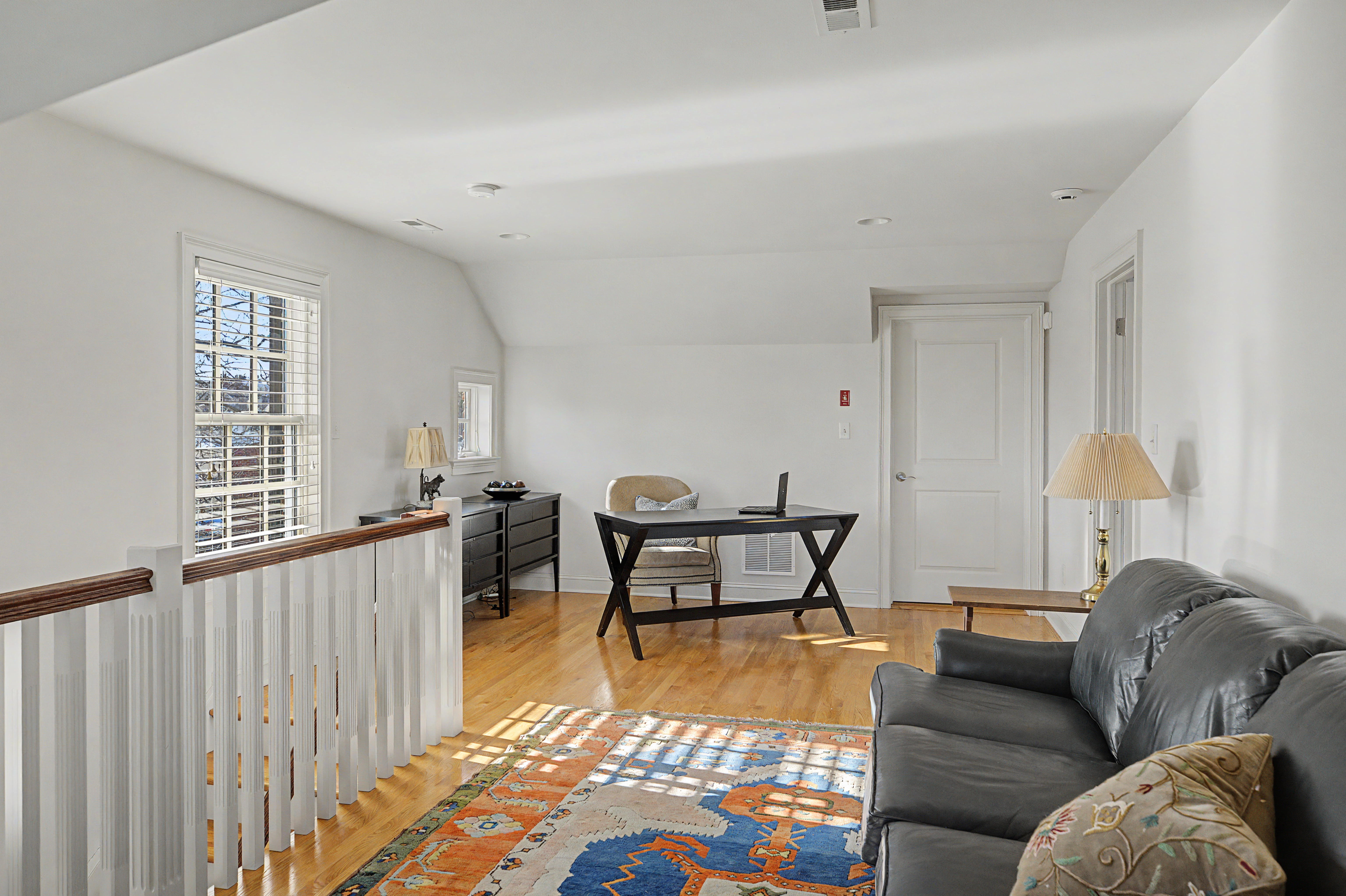 85 East Oakland Avenue 