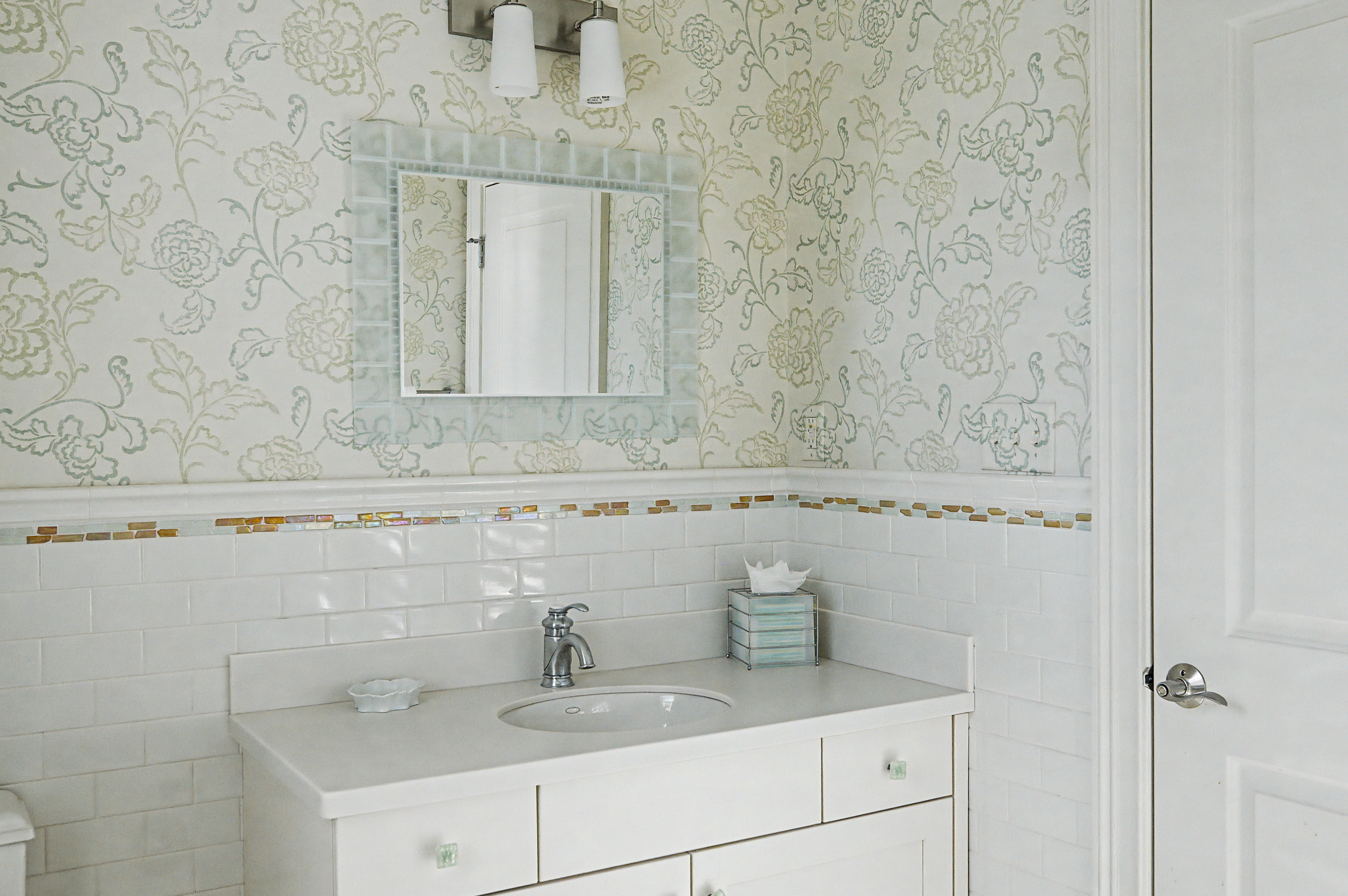 85 East Oakland Avenue 