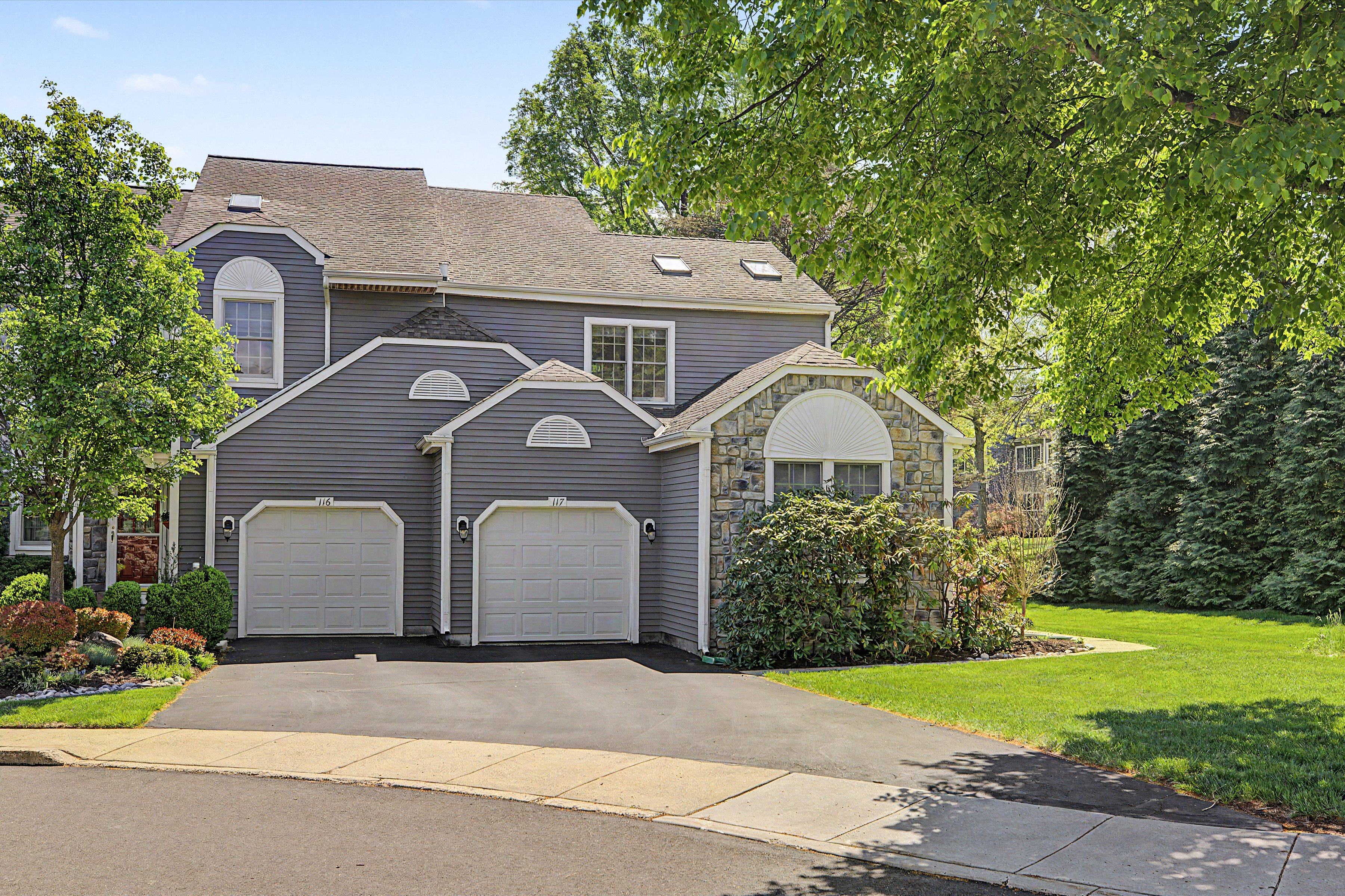 117 Greenbrook Court 
