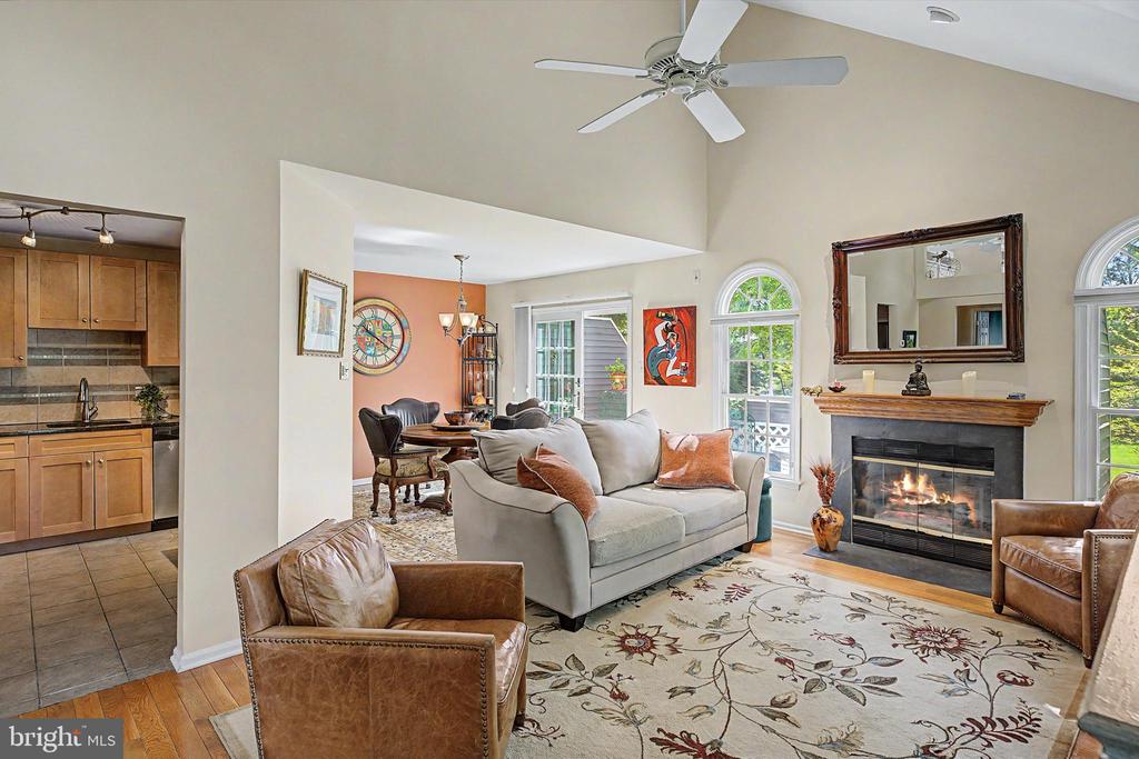 117 GREENBROOK COURT