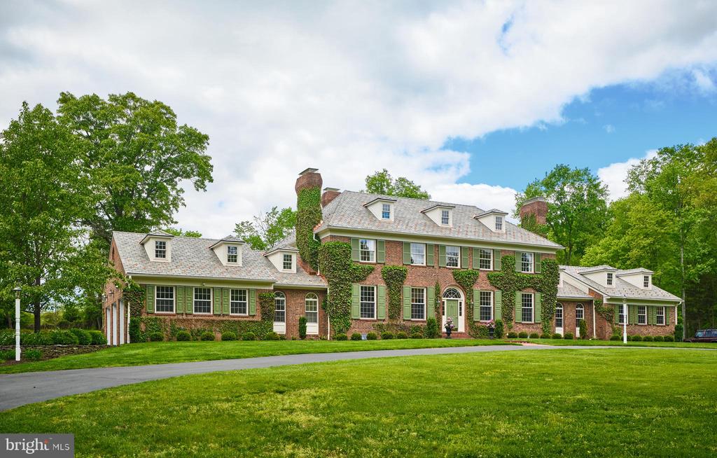 4 WOODLAND ROAD