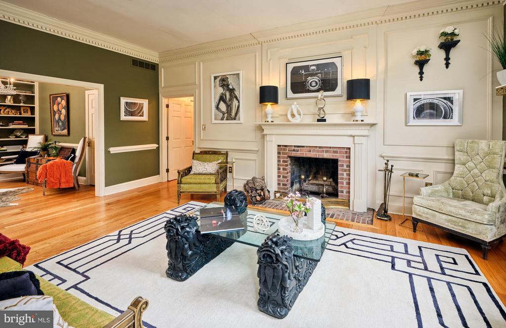 4 WOODLAND ROAD