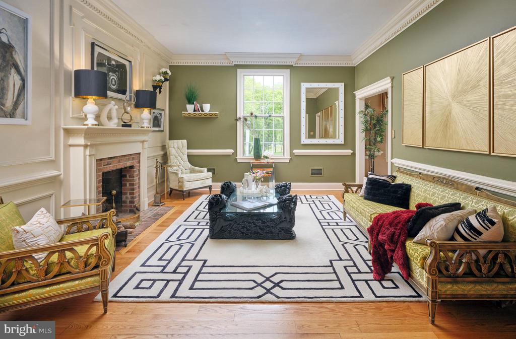 4 WOODLAND ROAD