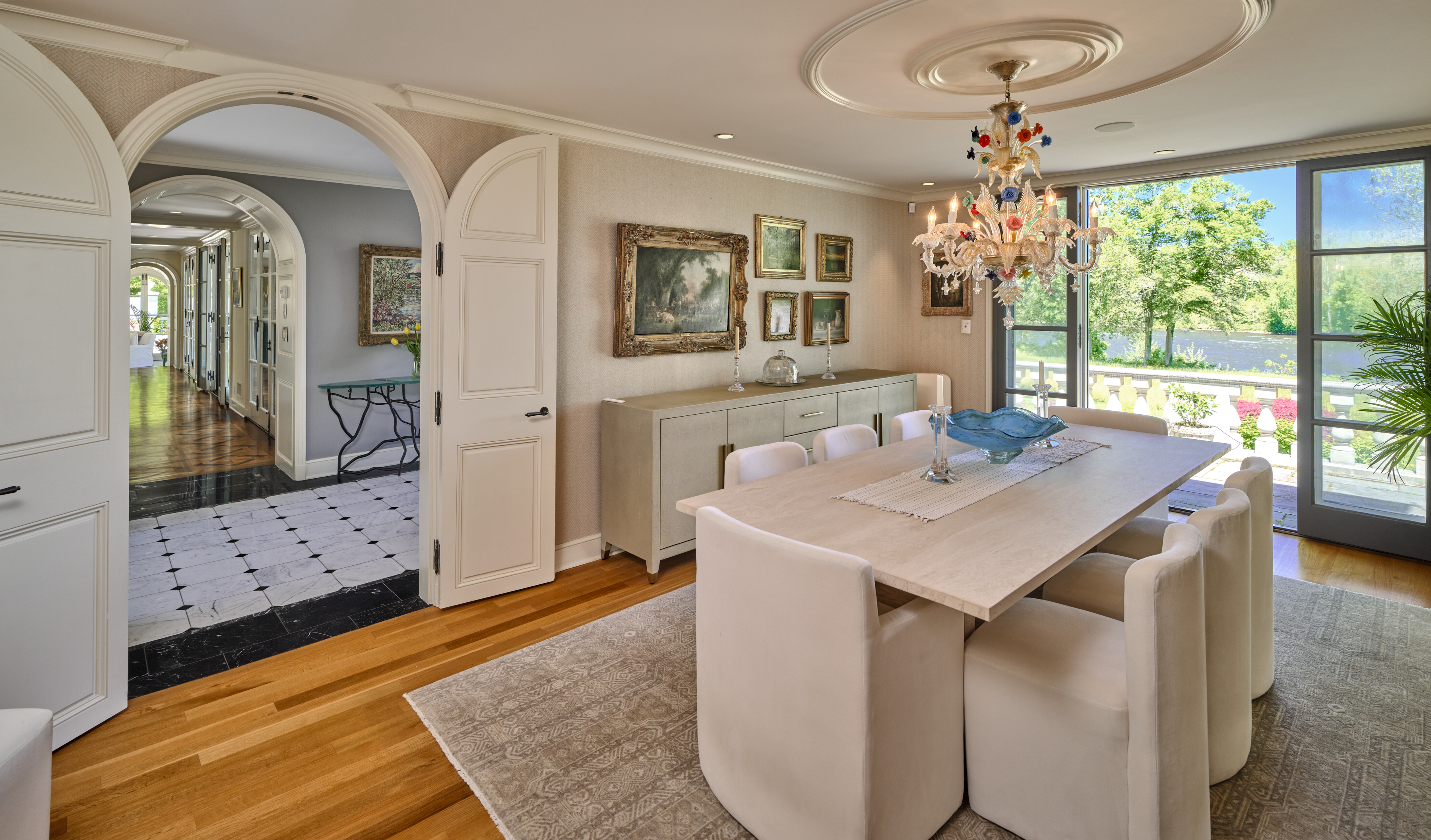 3052 River Road 