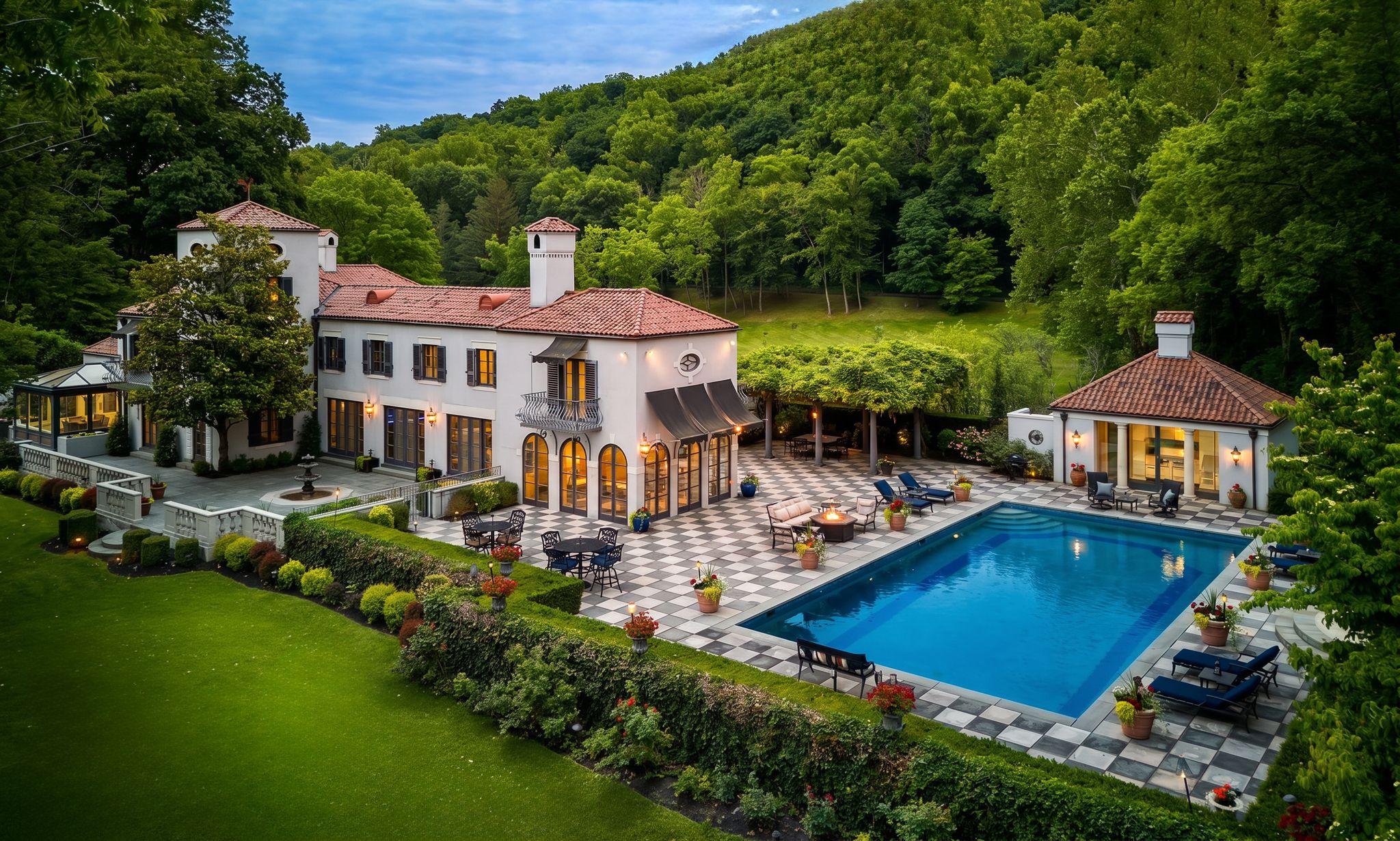 3052 River Road 