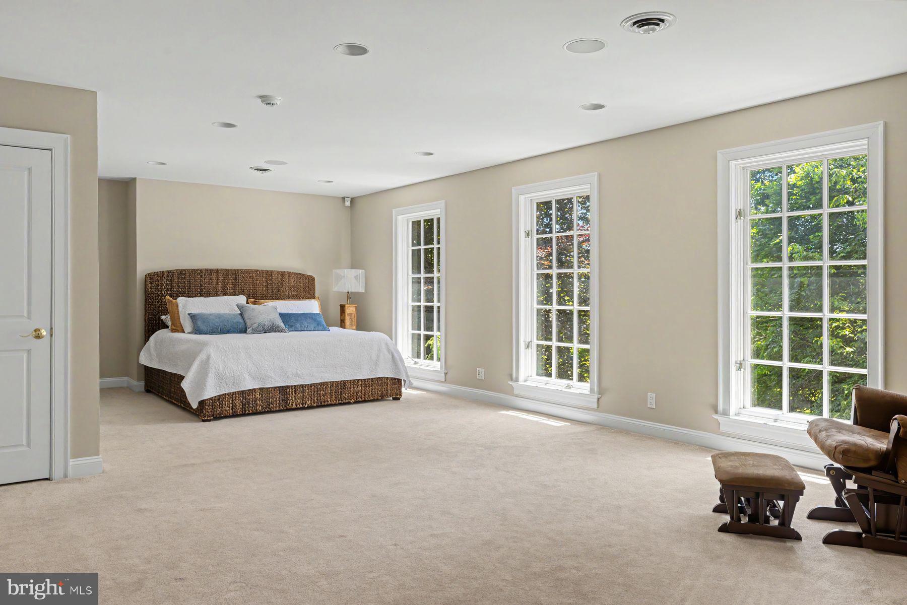 6025 STONEY HILL ROAD