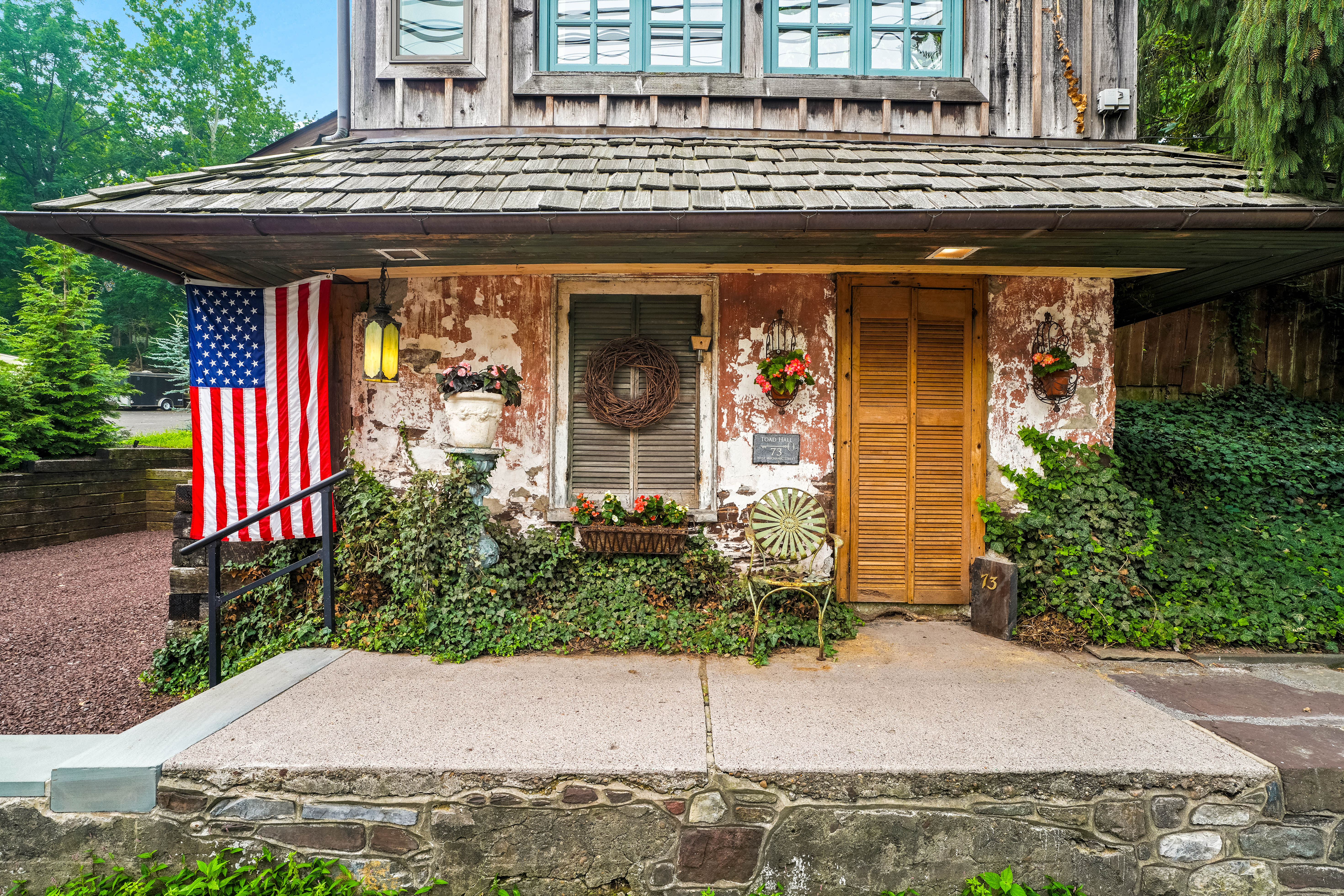 73 West Mechanic Street 