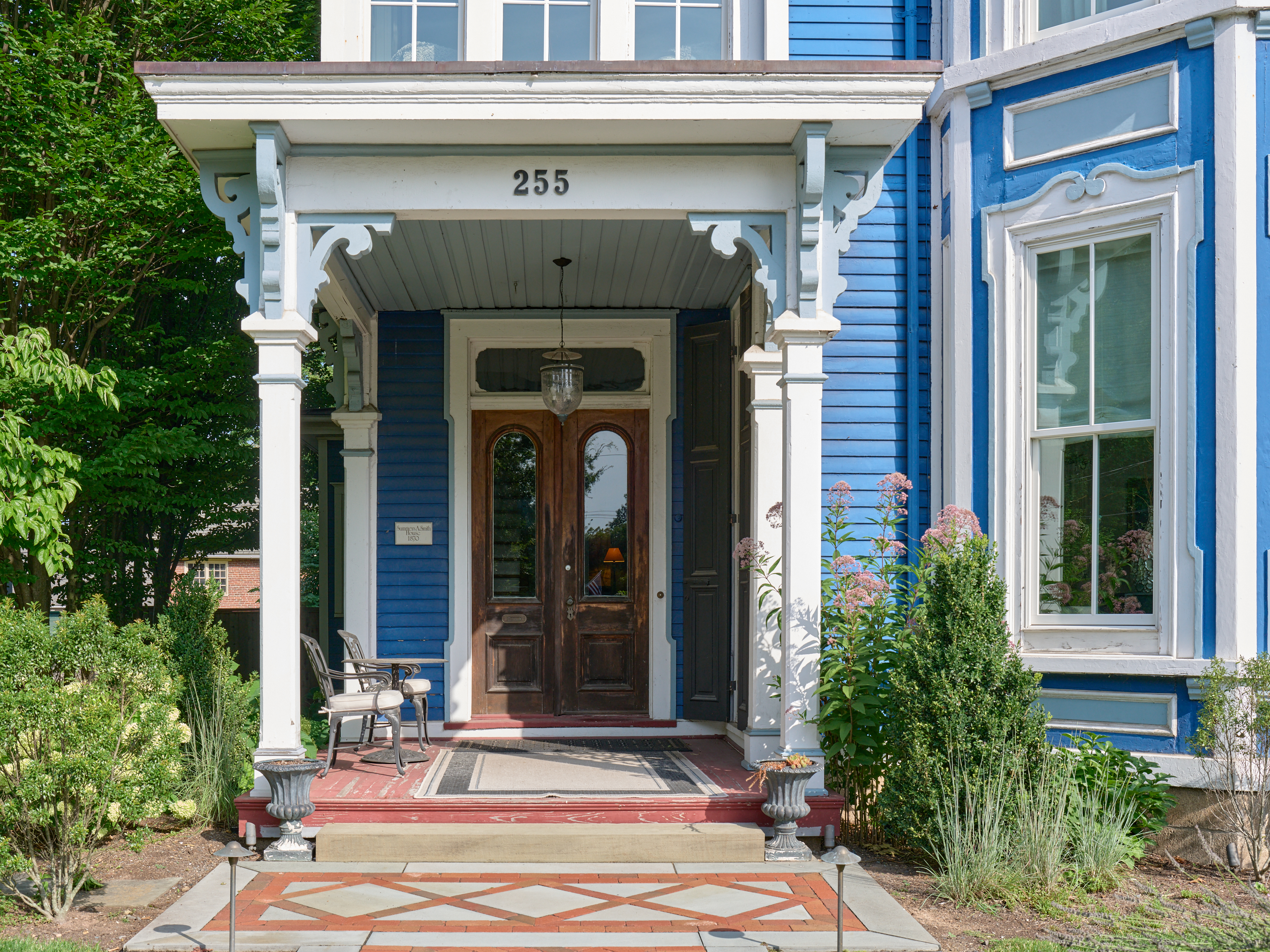 255 West Court Street 