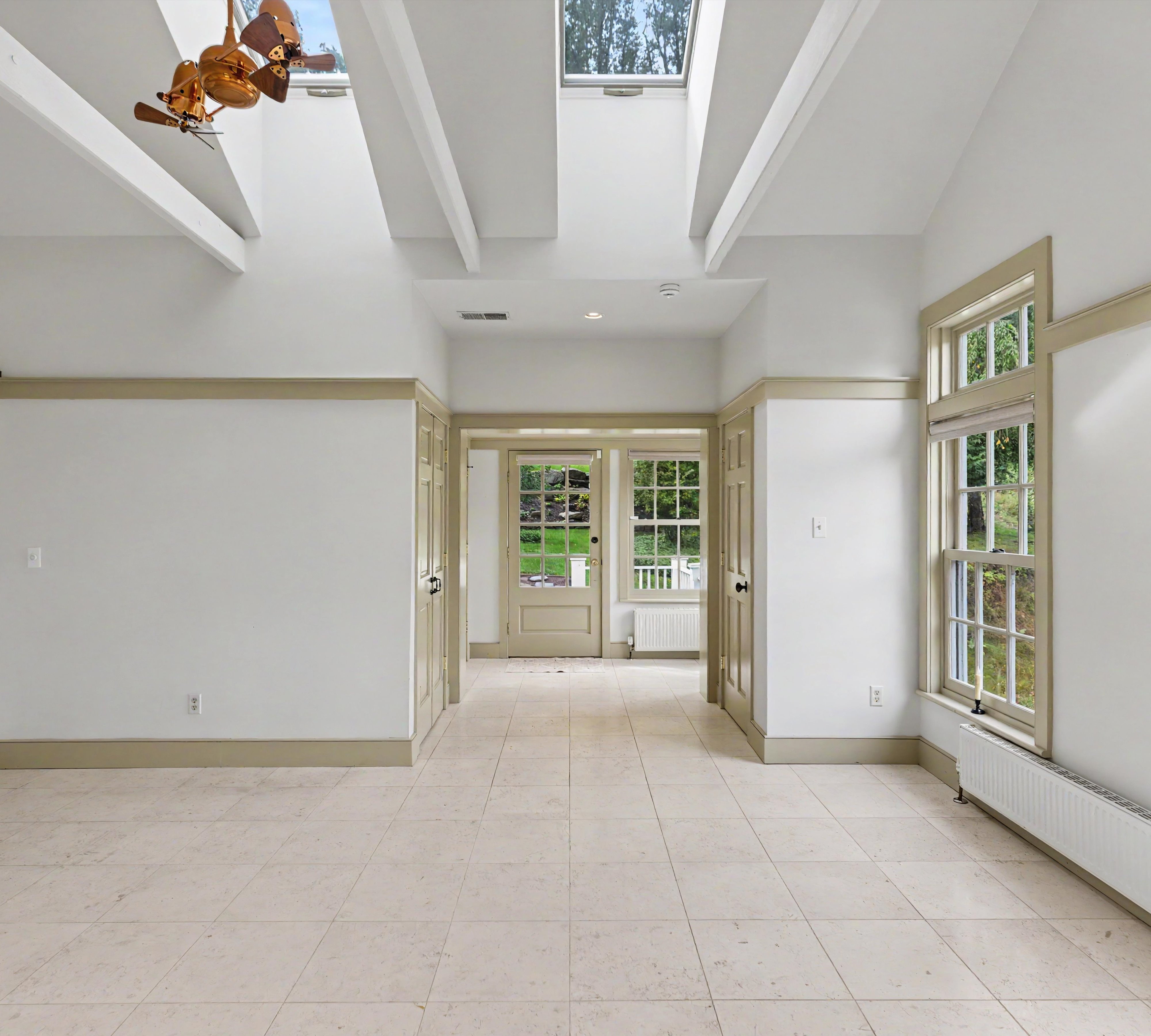 2969 River Road 