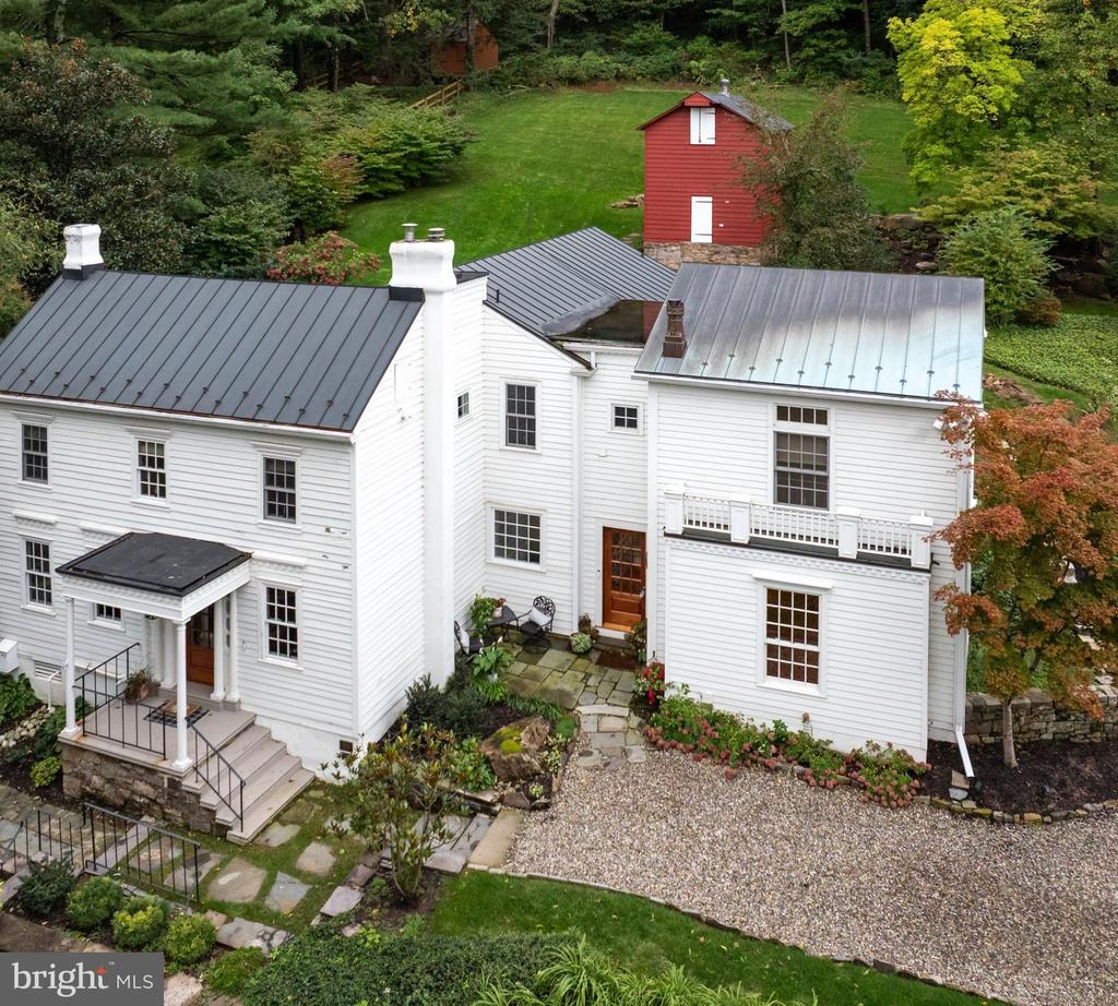 2969 RIVER ROAD