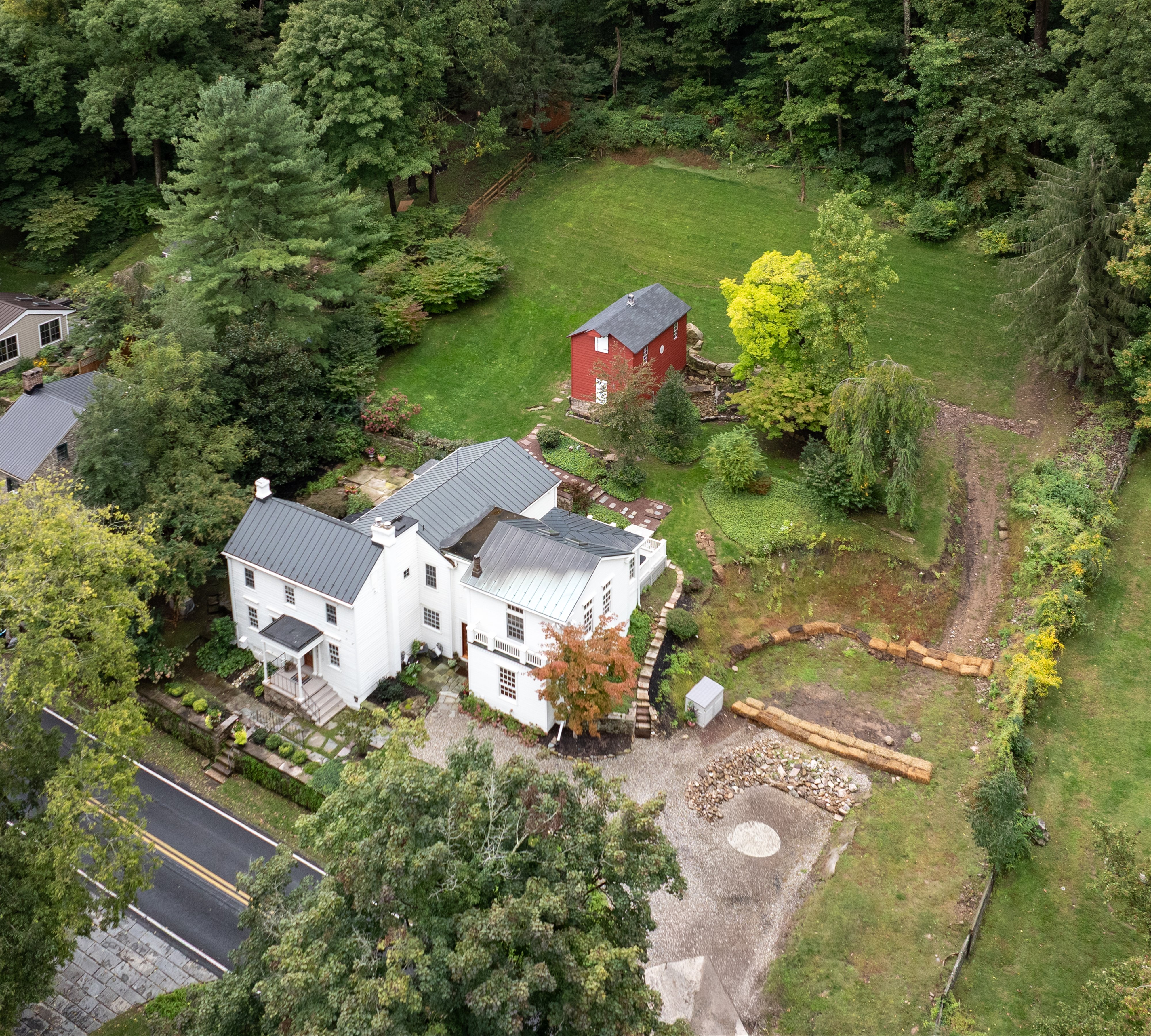 2969 River Road 