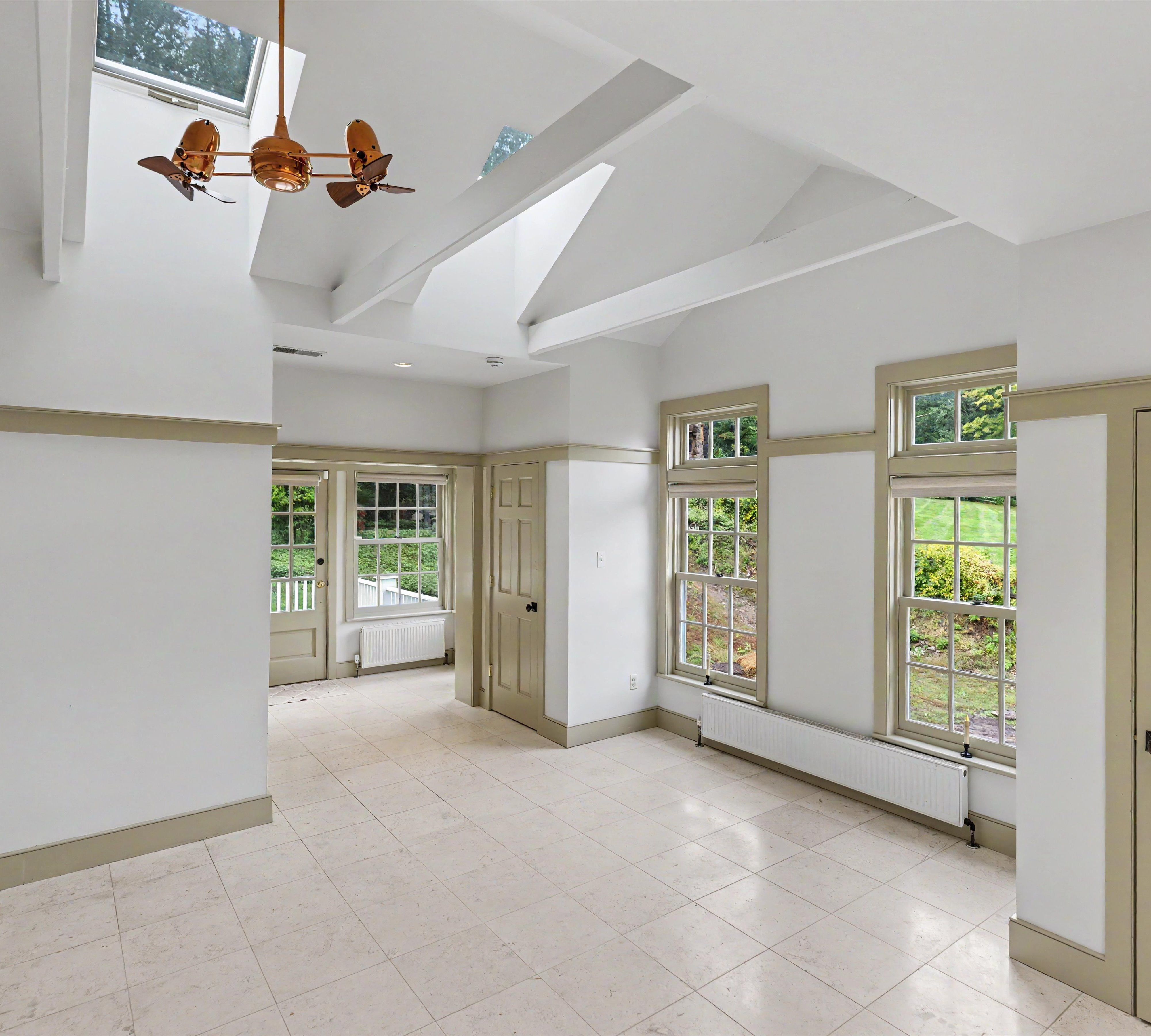 2969 River Road 