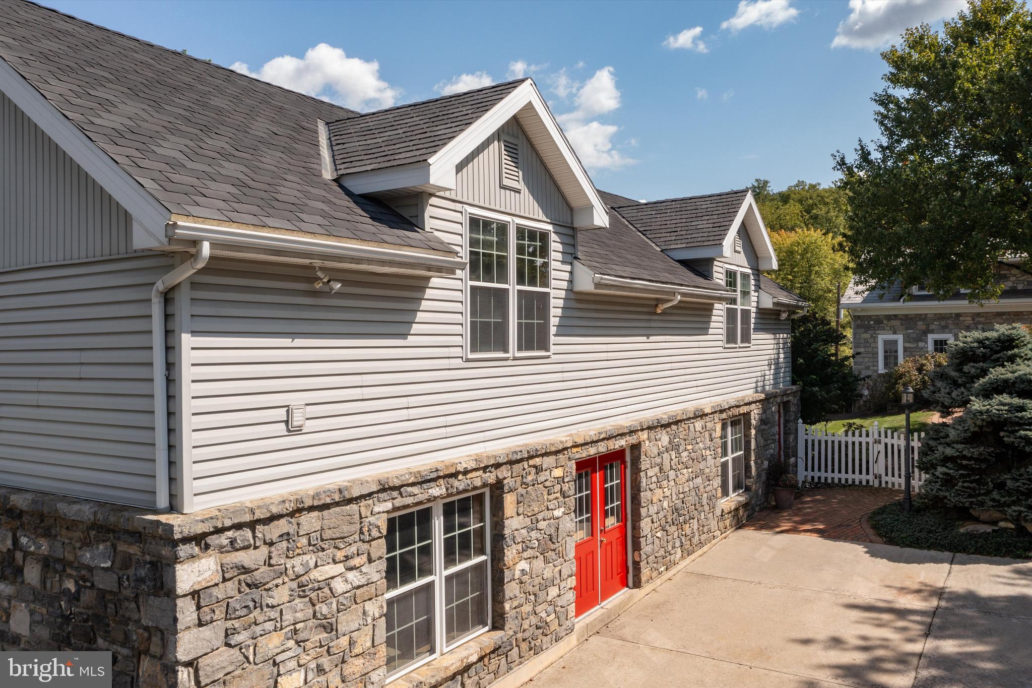 3677 Township Line Rd