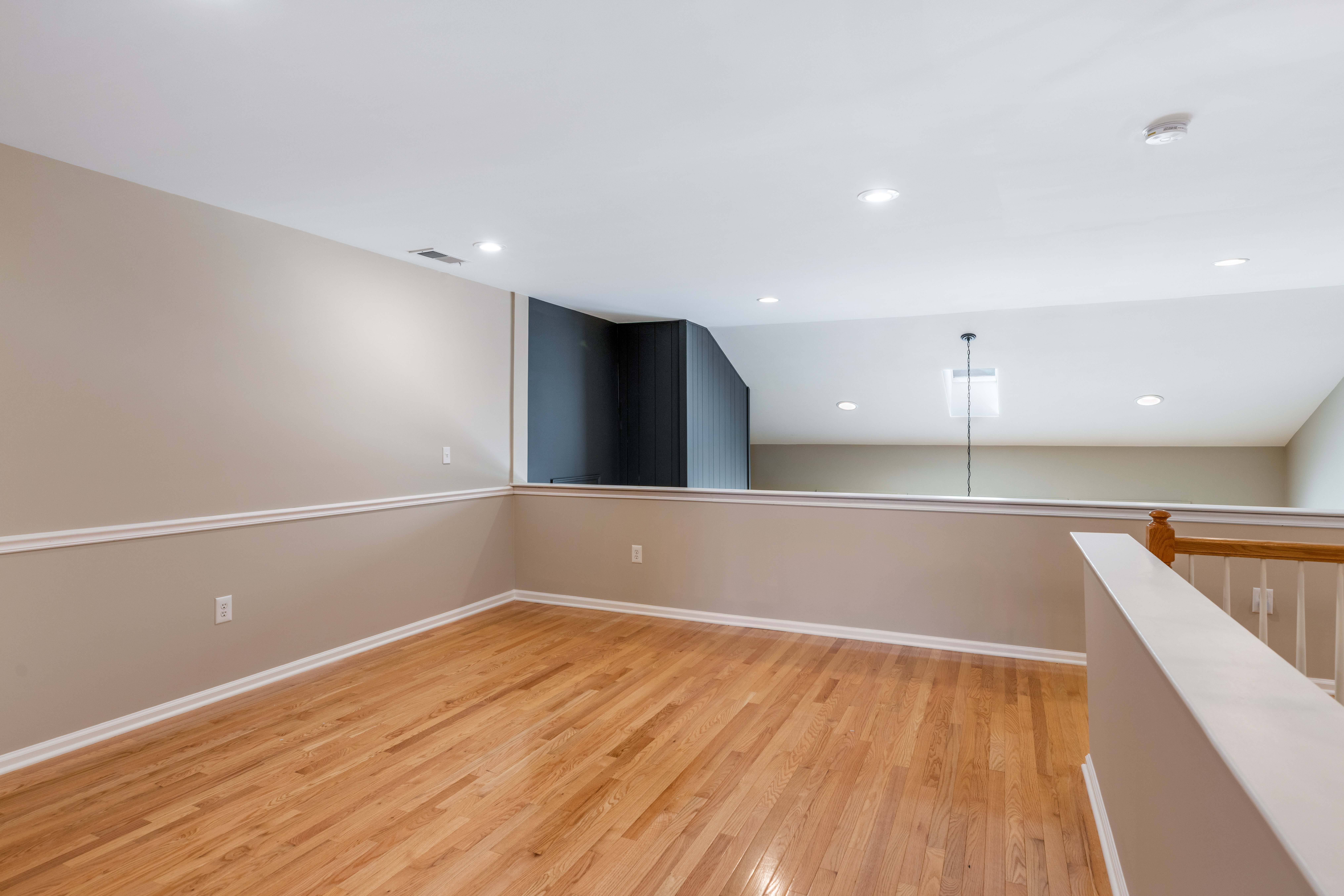 610 Quaker Ridge Terrace 