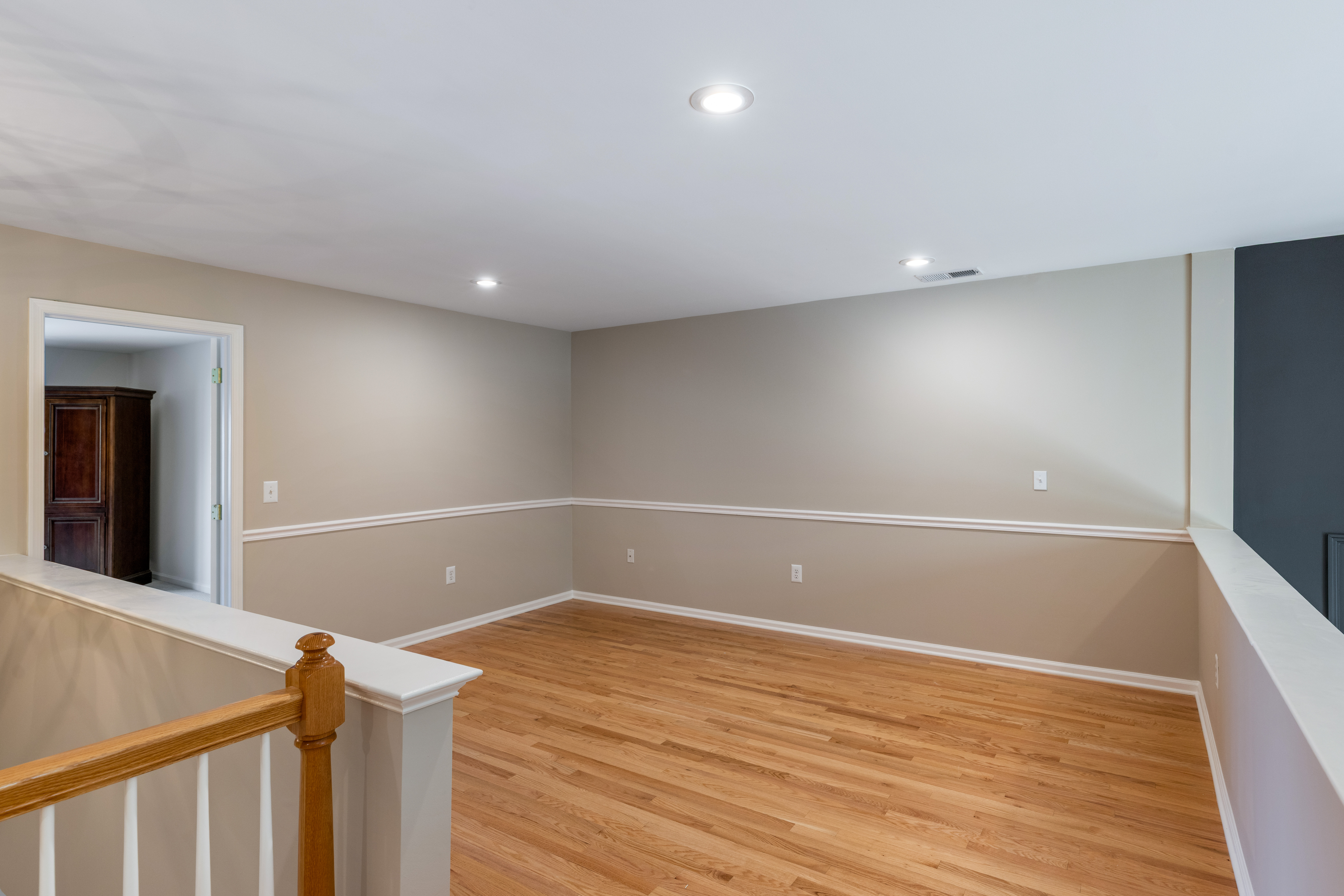 610 Quaker Ridge Terrace 