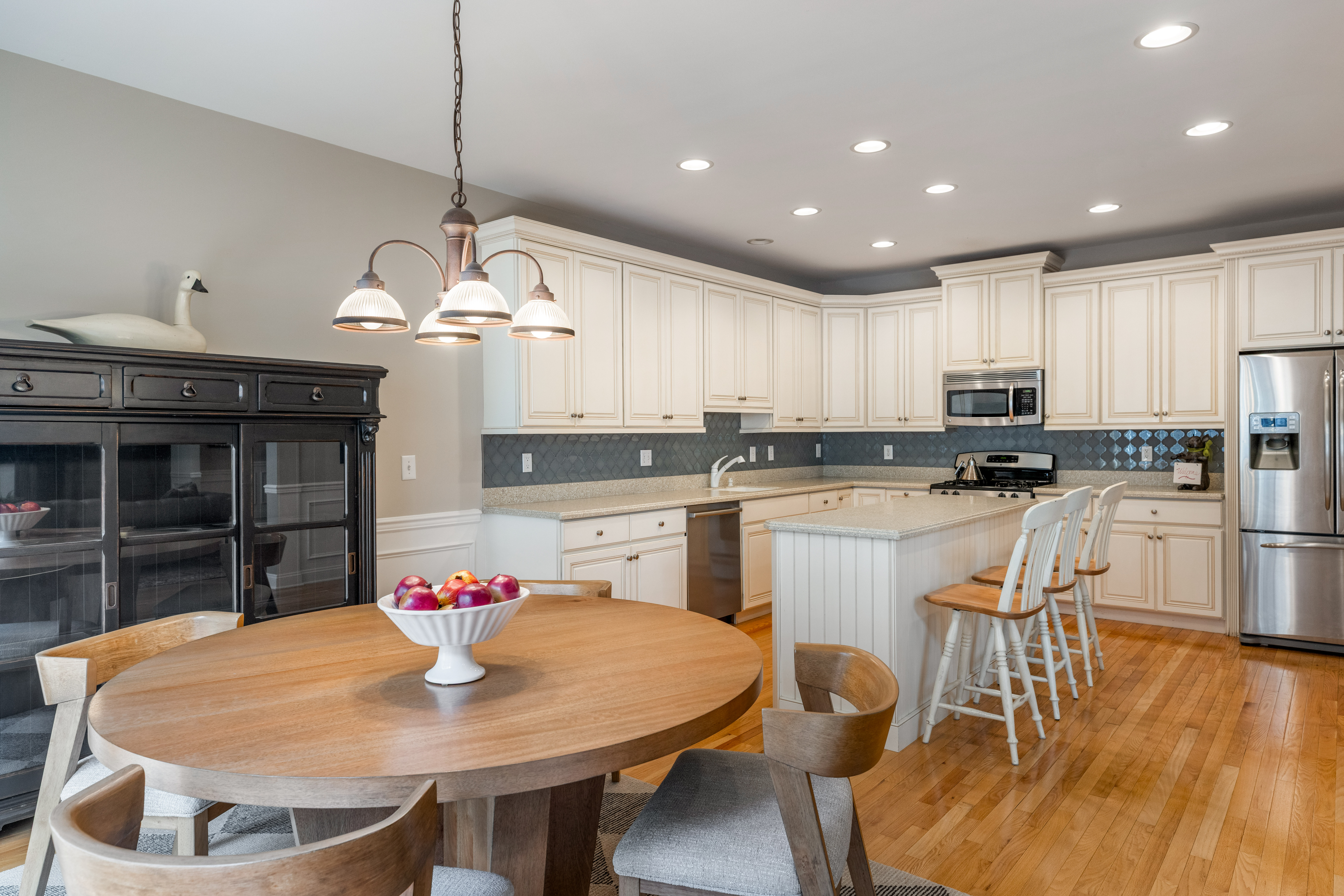 610 Quaker Ridge Terrace 