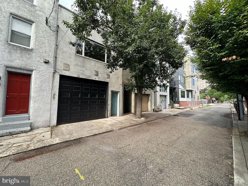 2009 Naudain St