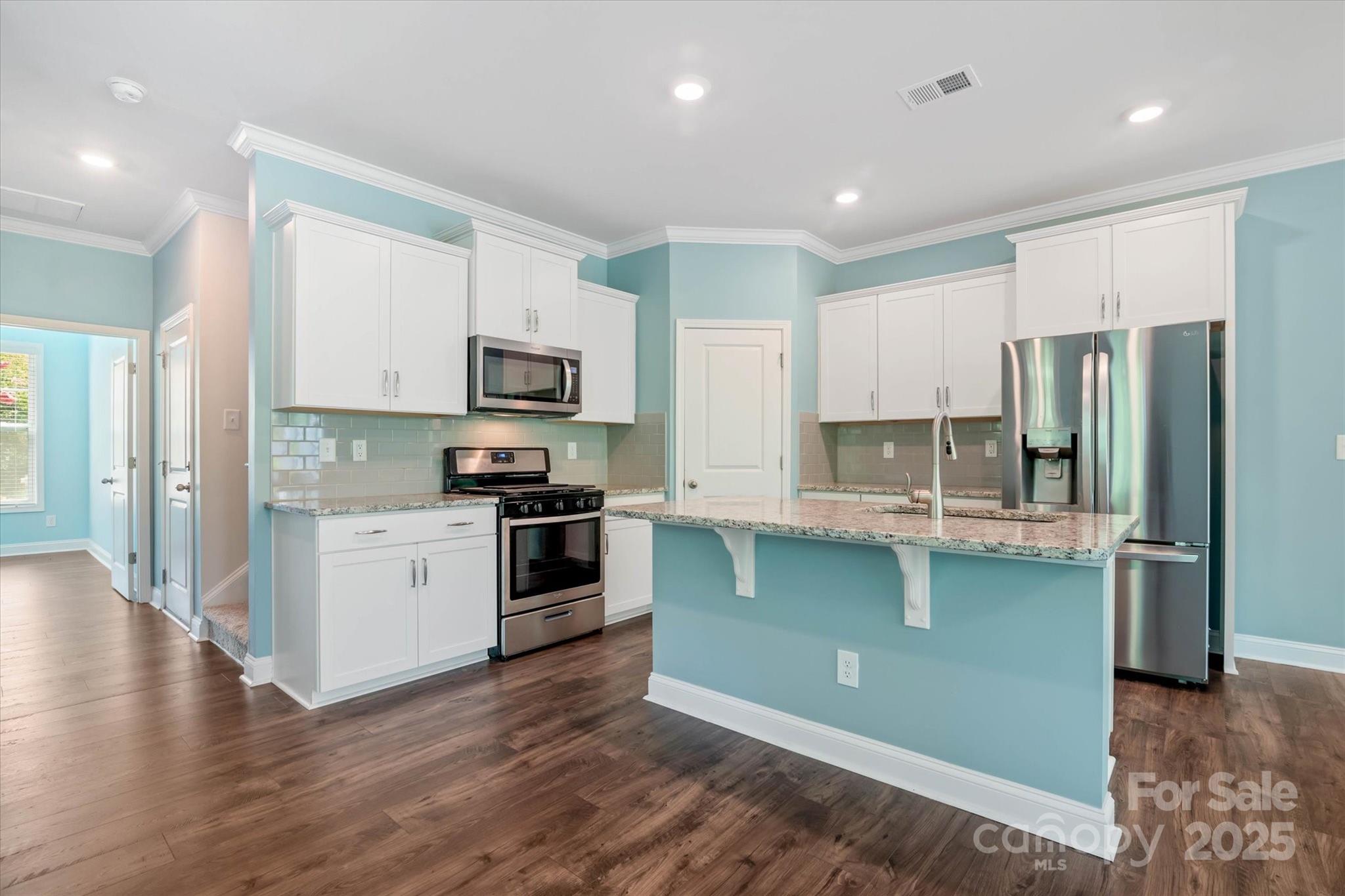 761 Little Bluestem Drive