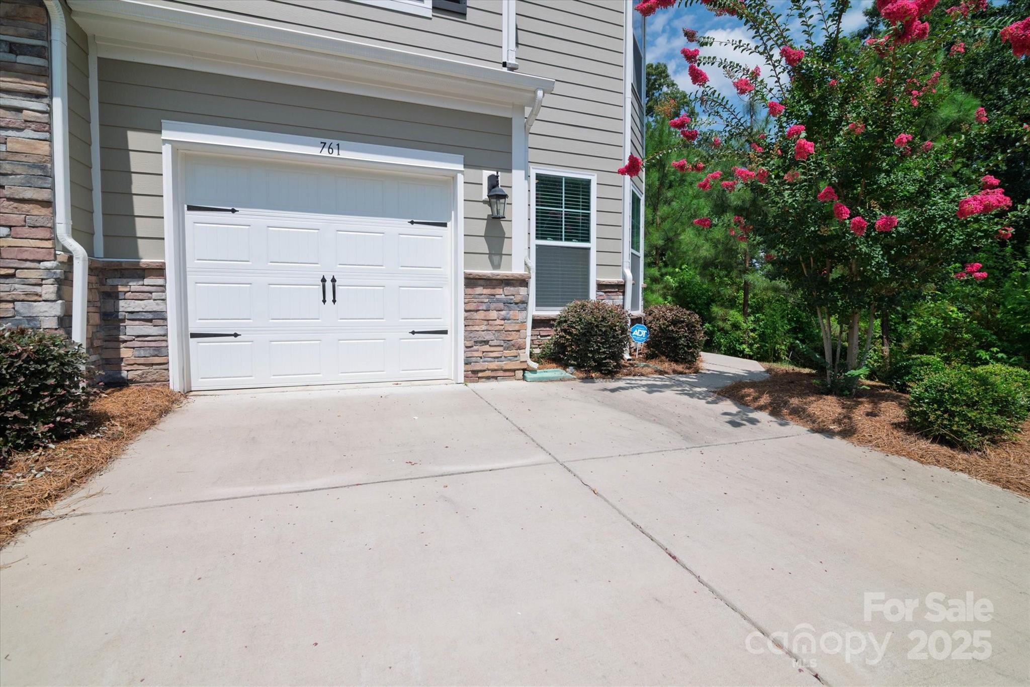 761 Little Bluestem Drive