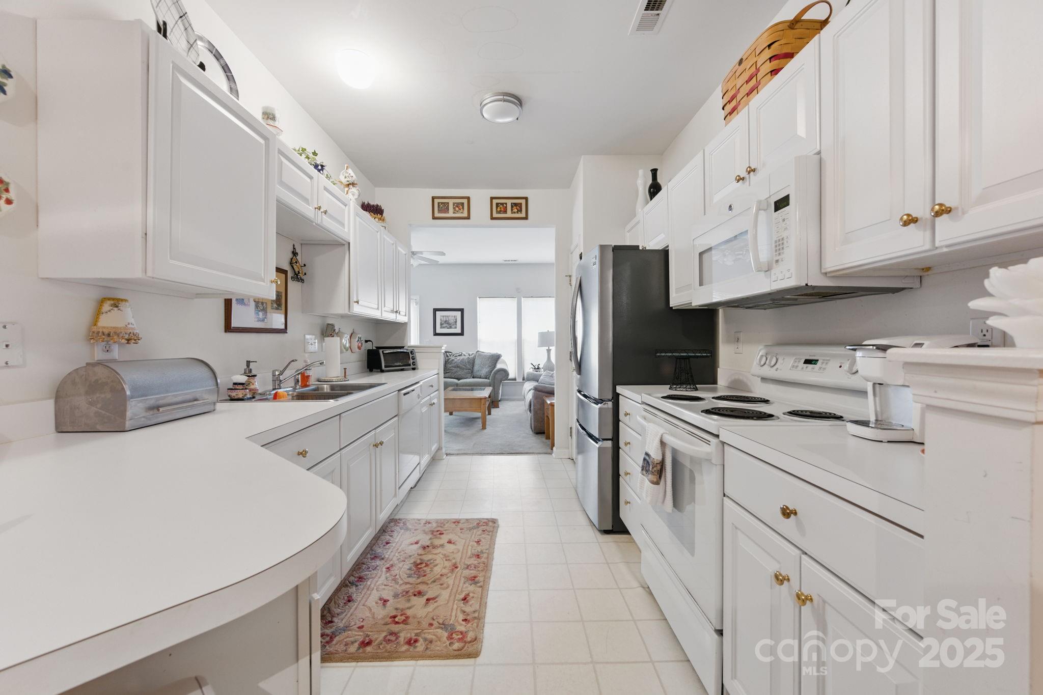 12350 Swan Wings Place