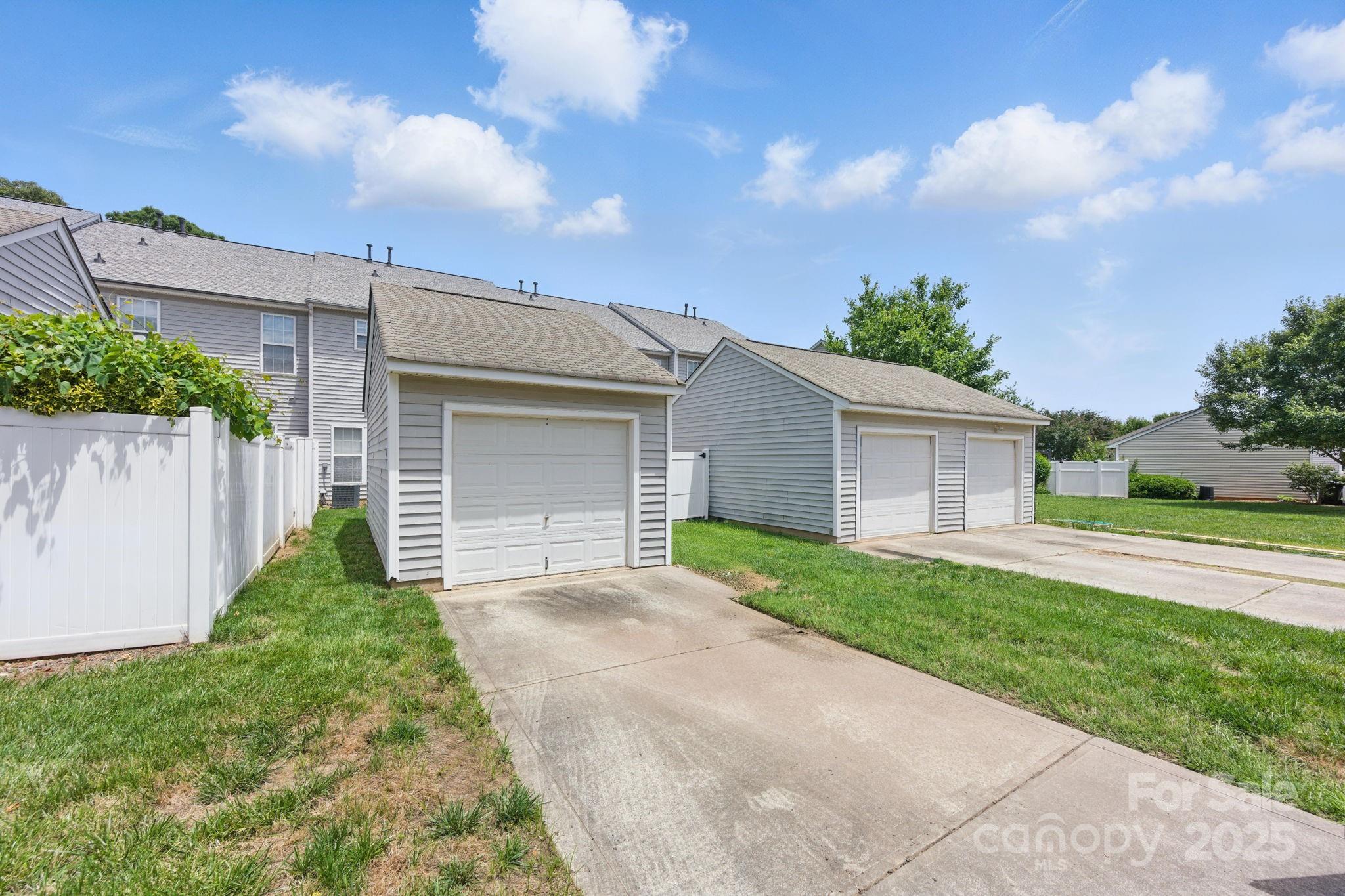 12350 Swan Wings Place