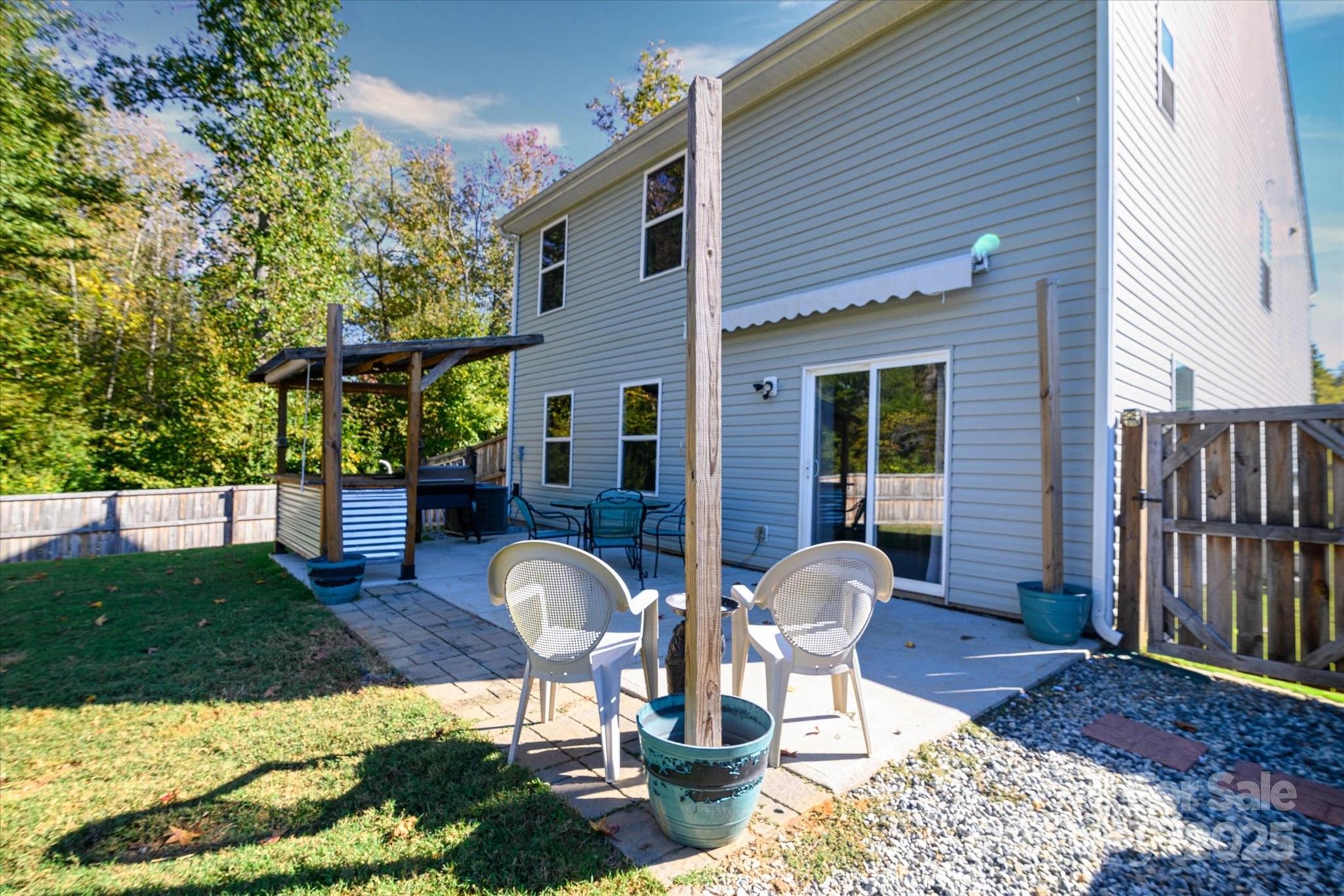 1345 Standing Oak Drive