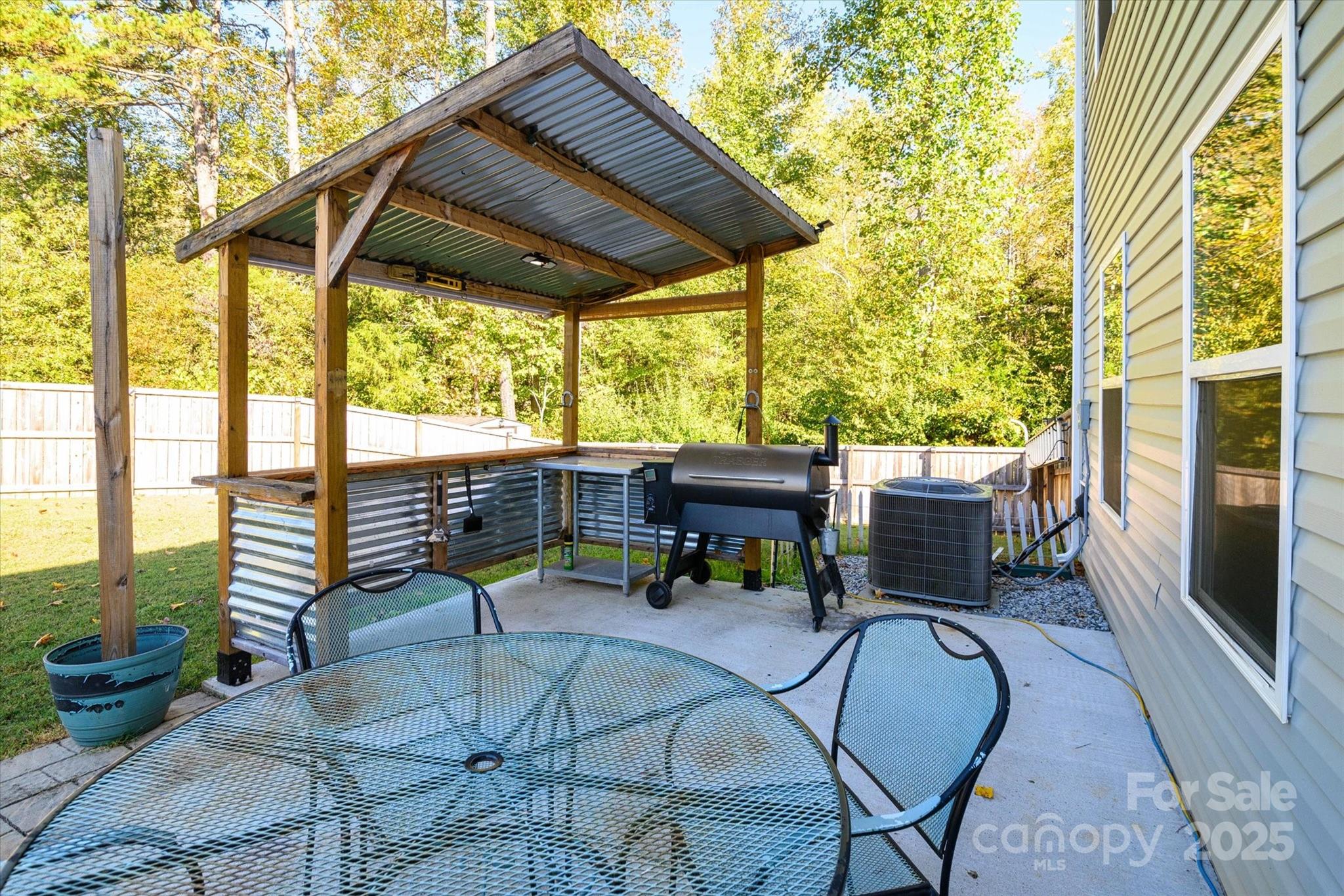 1345 Standing Oak Drive