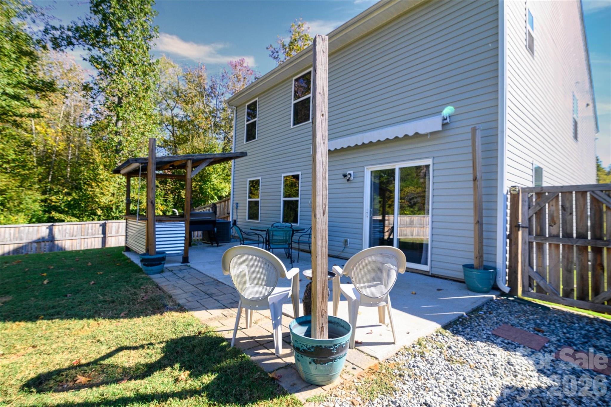 1345 Standing Oak Drive