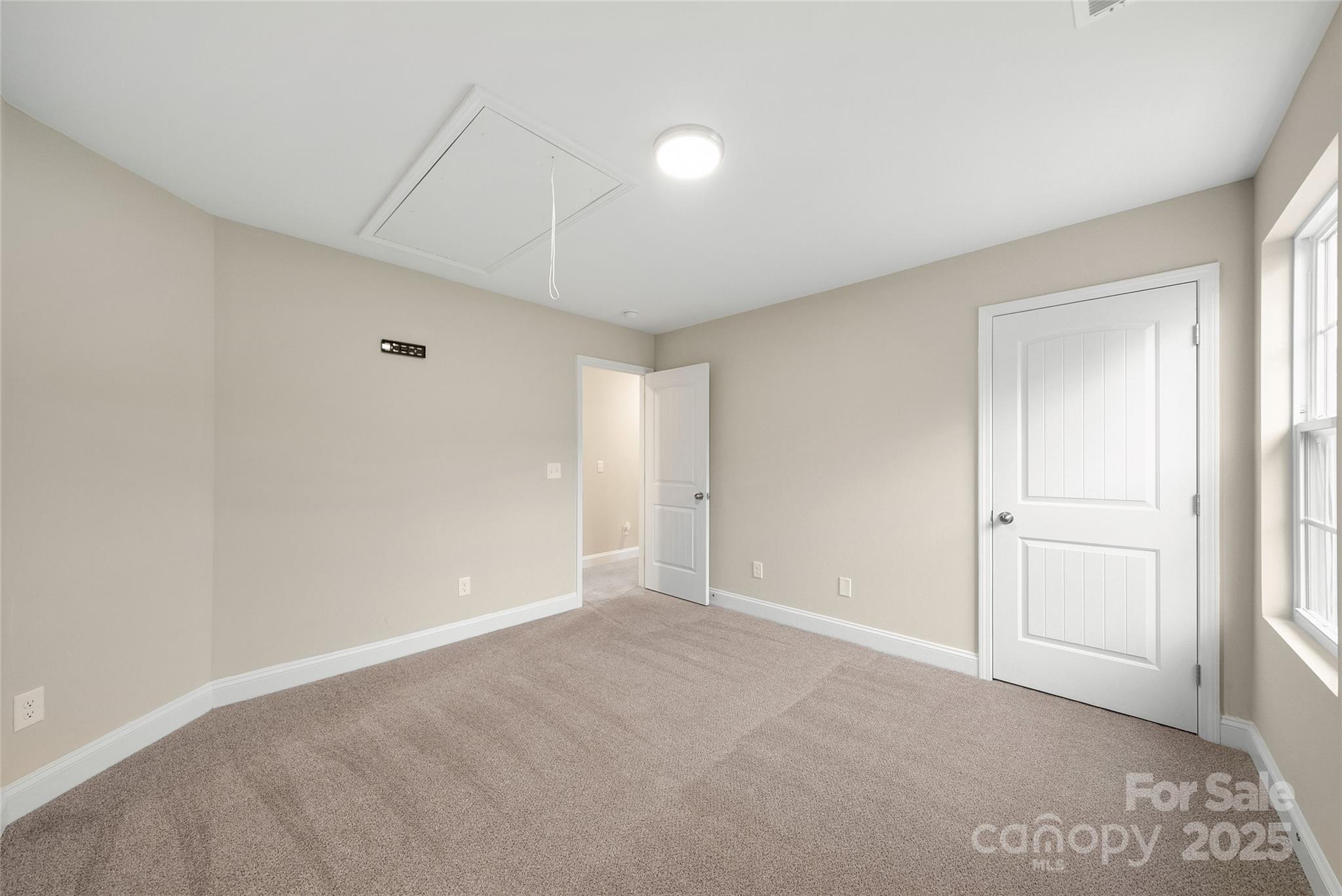 4005 Vann Sneed Road Unit: 5