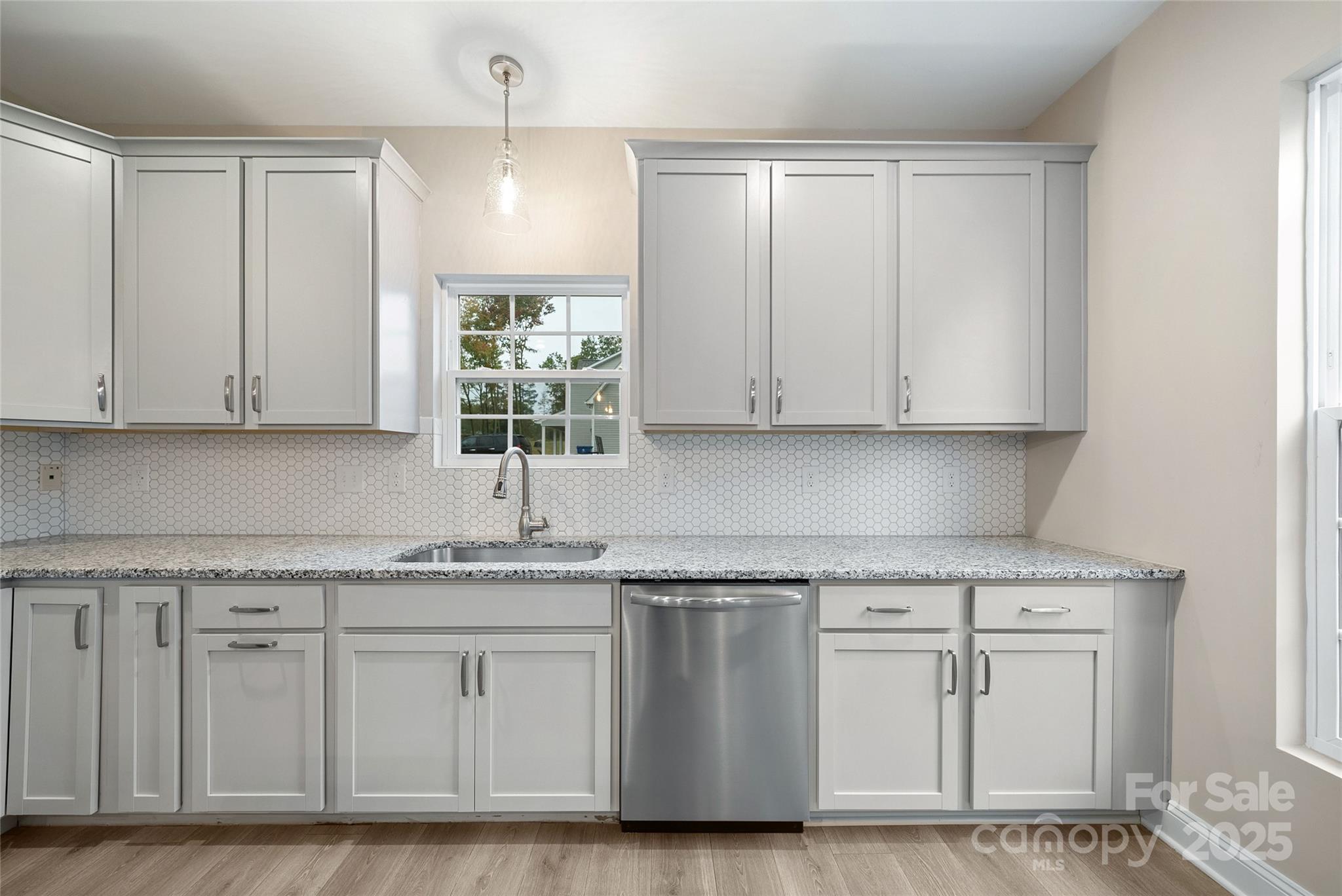 4005 Vann Sneed Road Unit: 5