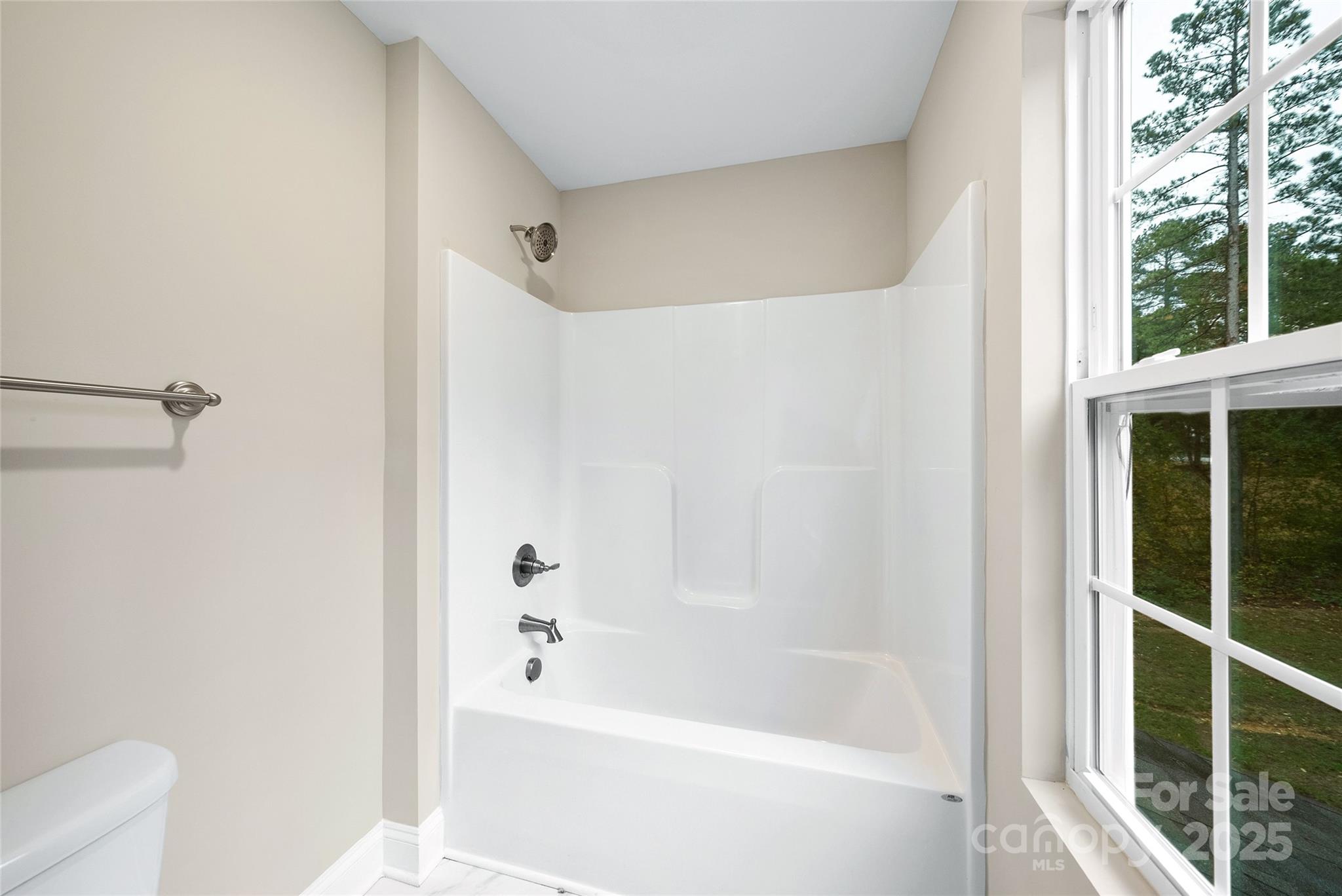 4005 Vann Sneed Road Unit: 5