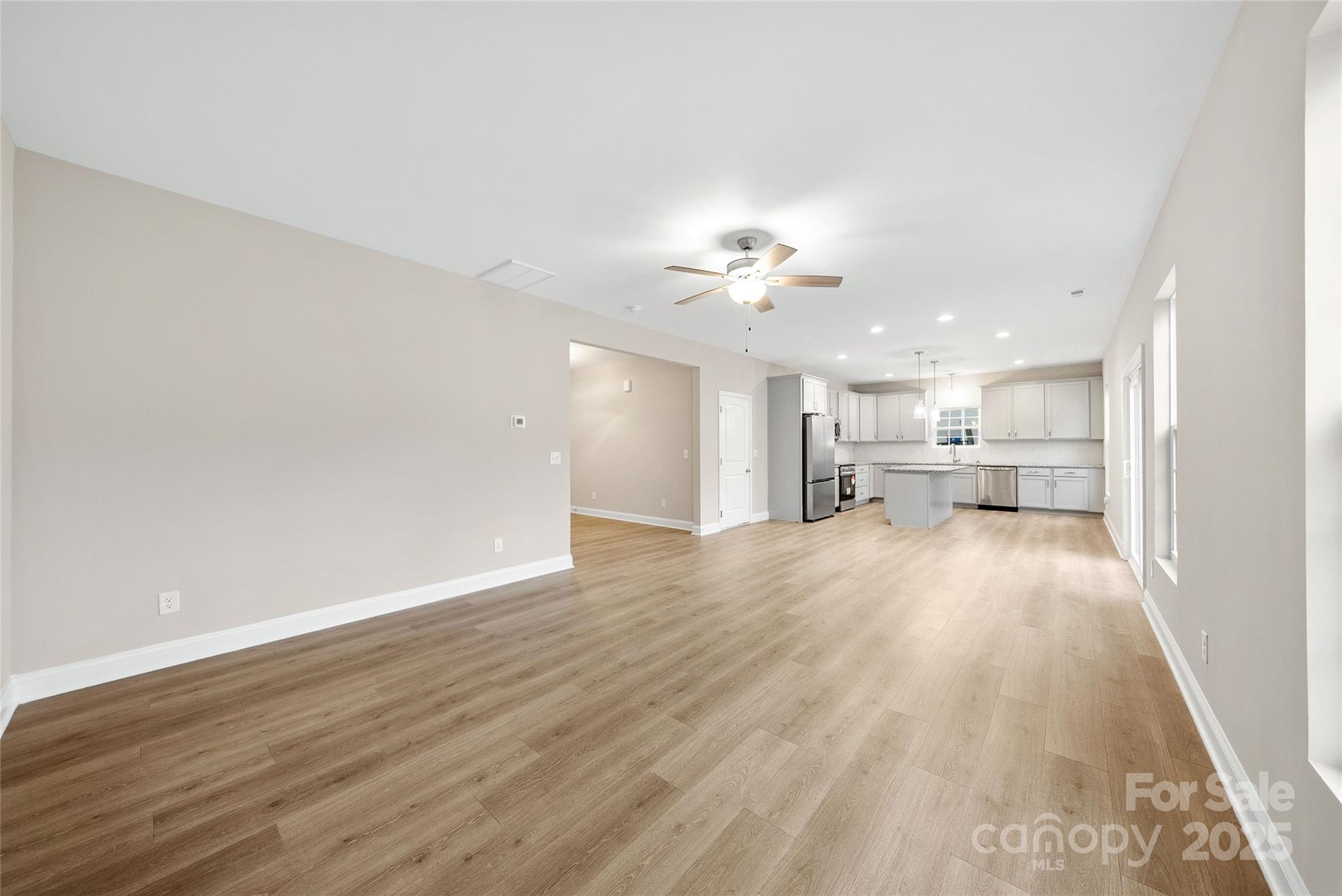 4005 Vann Sneed Road Unit: 5