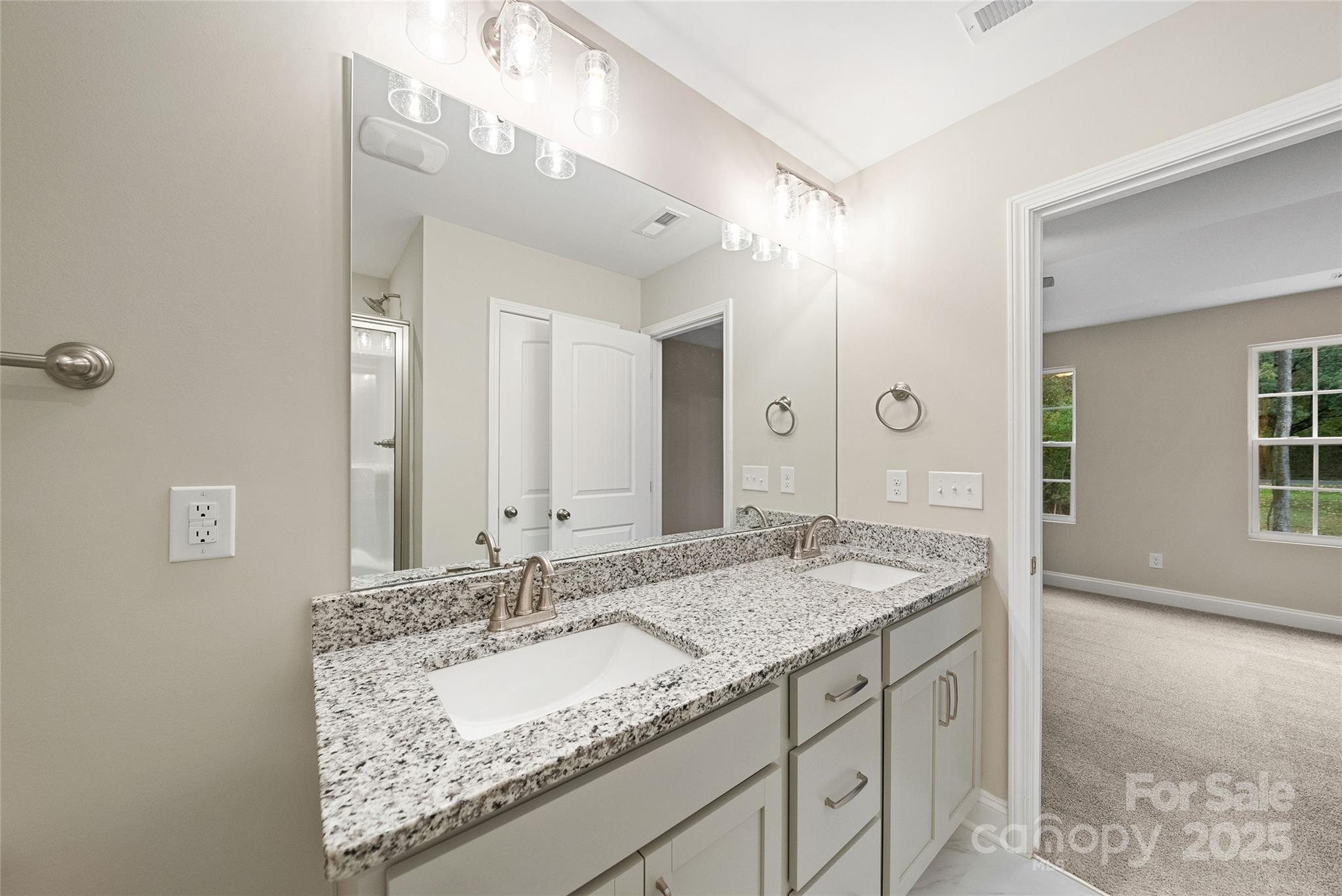 4005 Vann Sneed Road Unit: 5