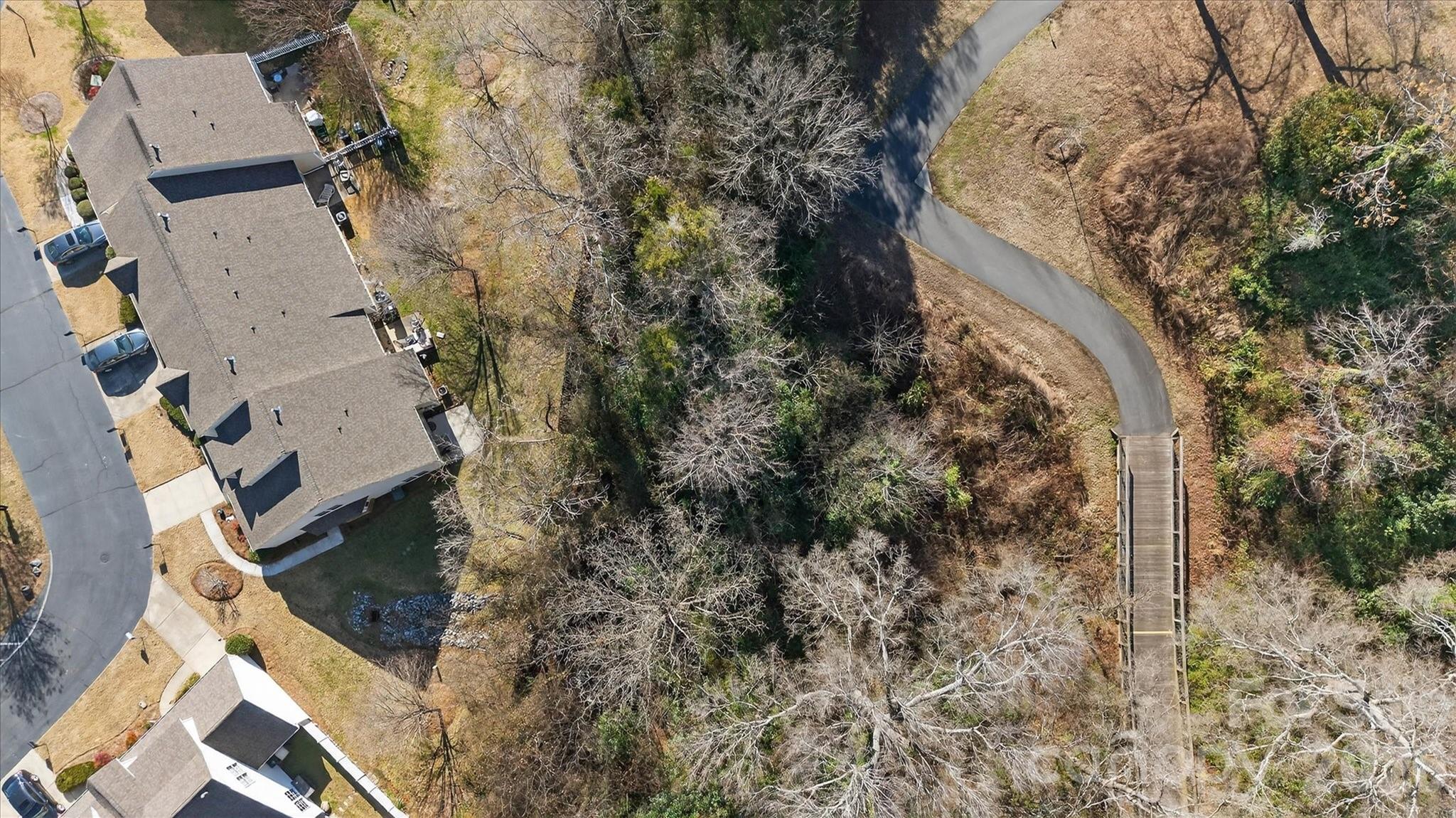 312 Valley Brook Lane SE