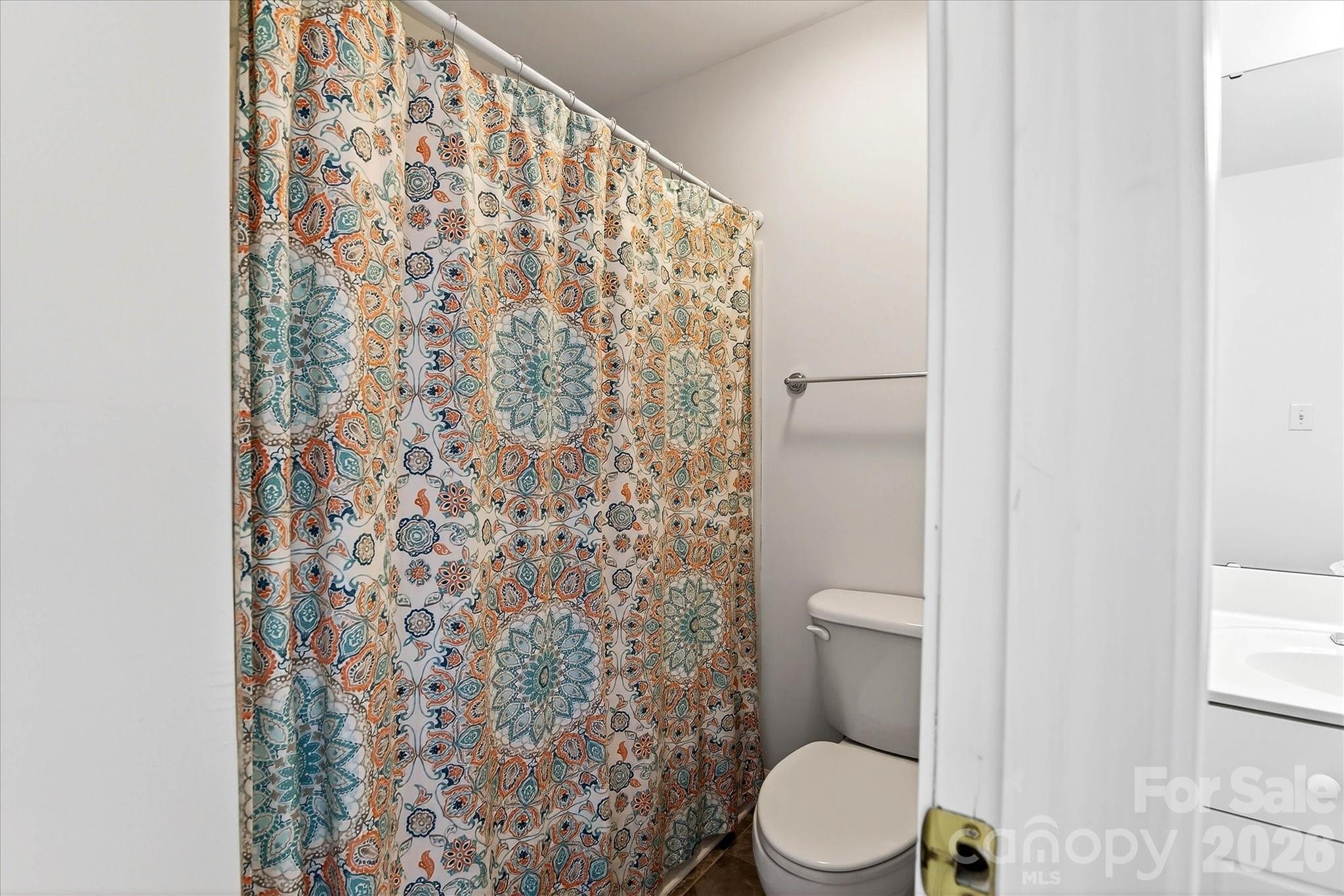 312 Valley Brook Lane SE