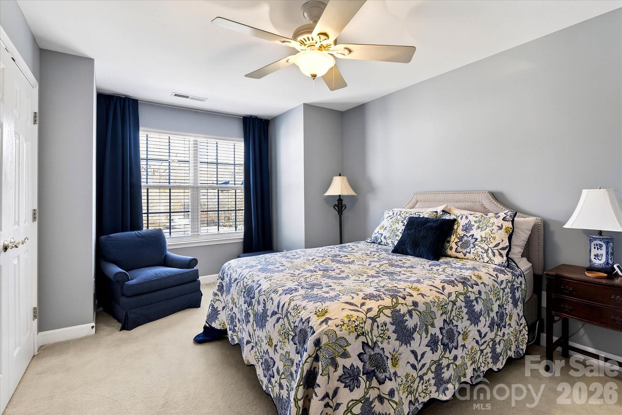 312 Valley Brook Lane SE